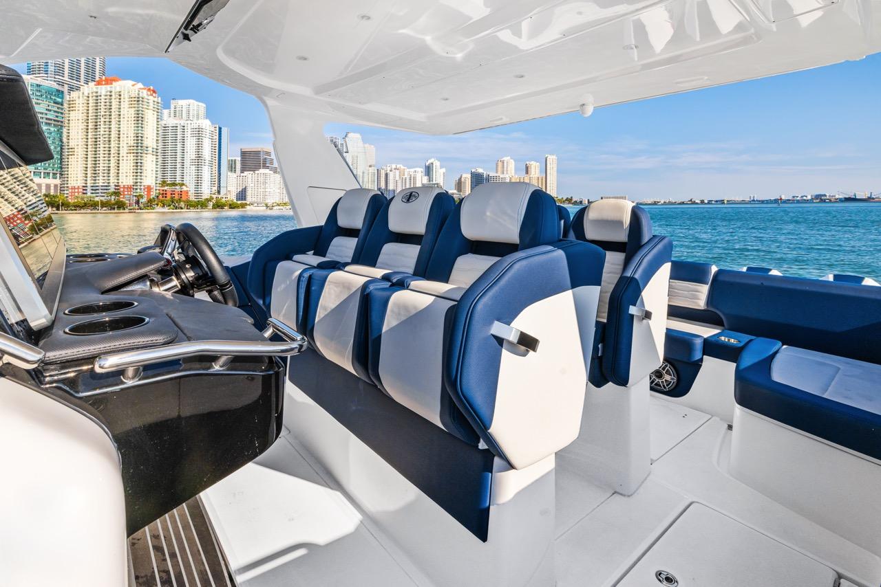 2023 Cigarette 42' Auroris en venta (photo 16)