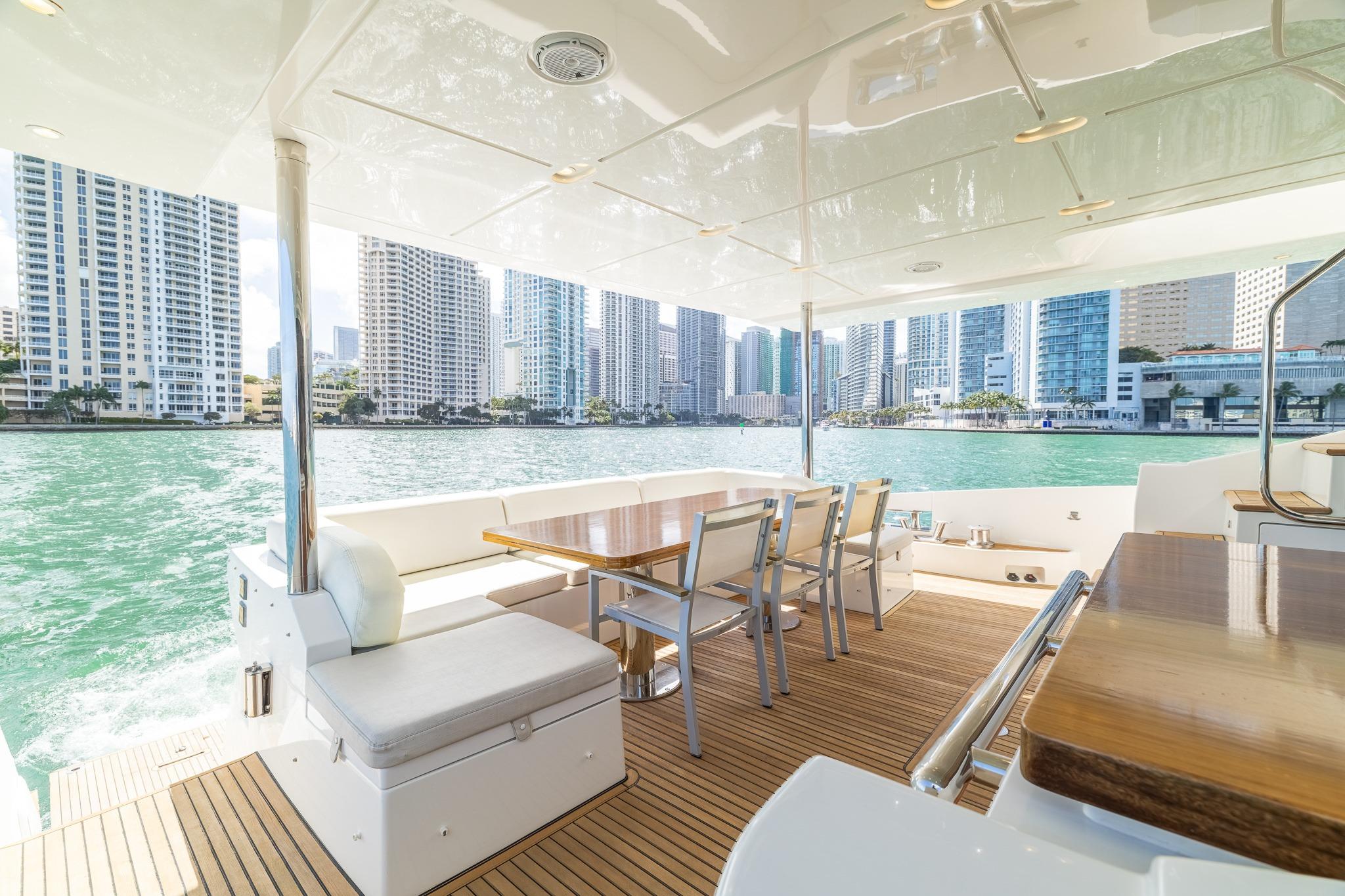 2015 Azimut 80 for sale (photo 9)
