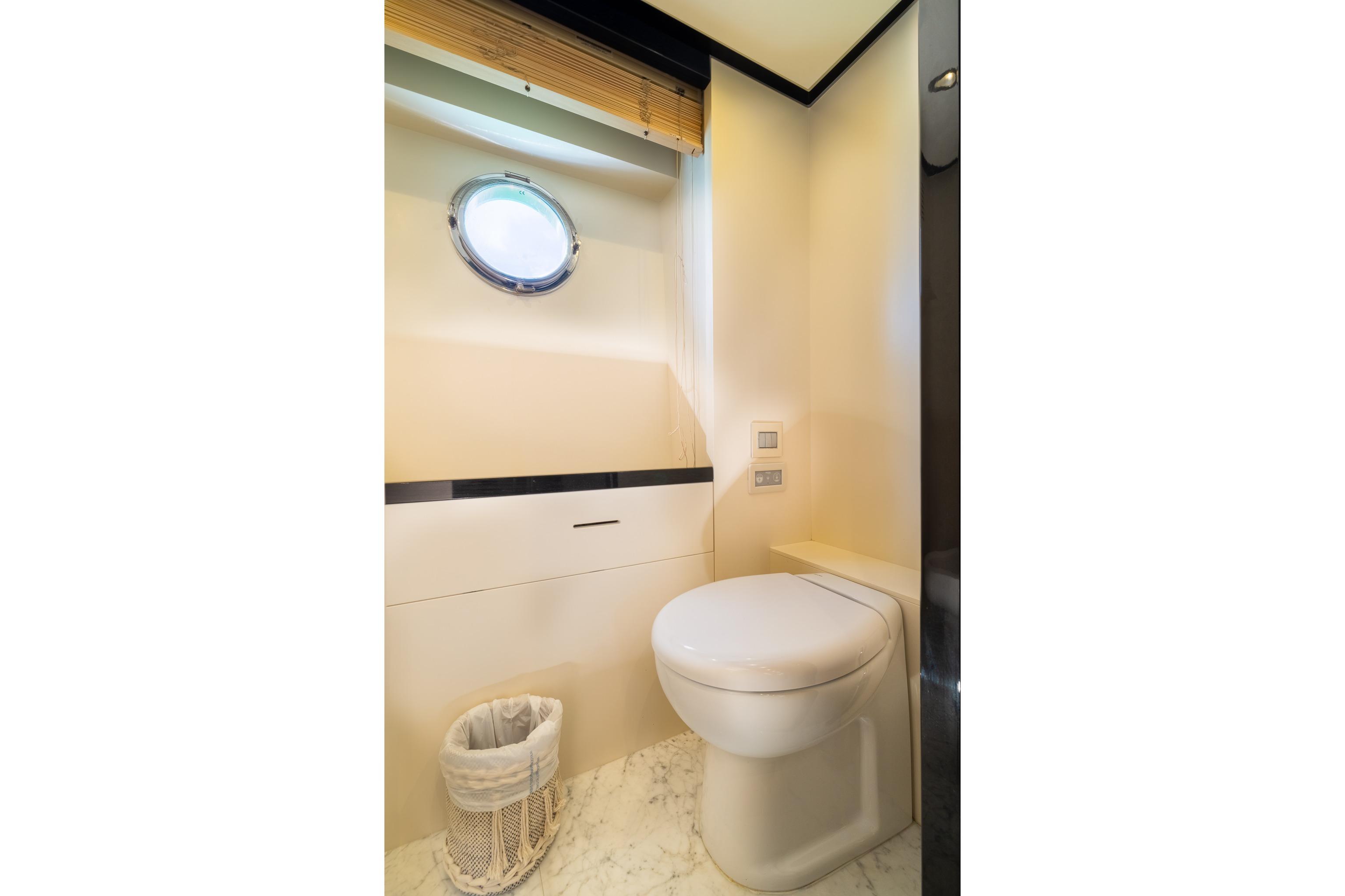 2015 Azimut 80 for sale (photo 41)