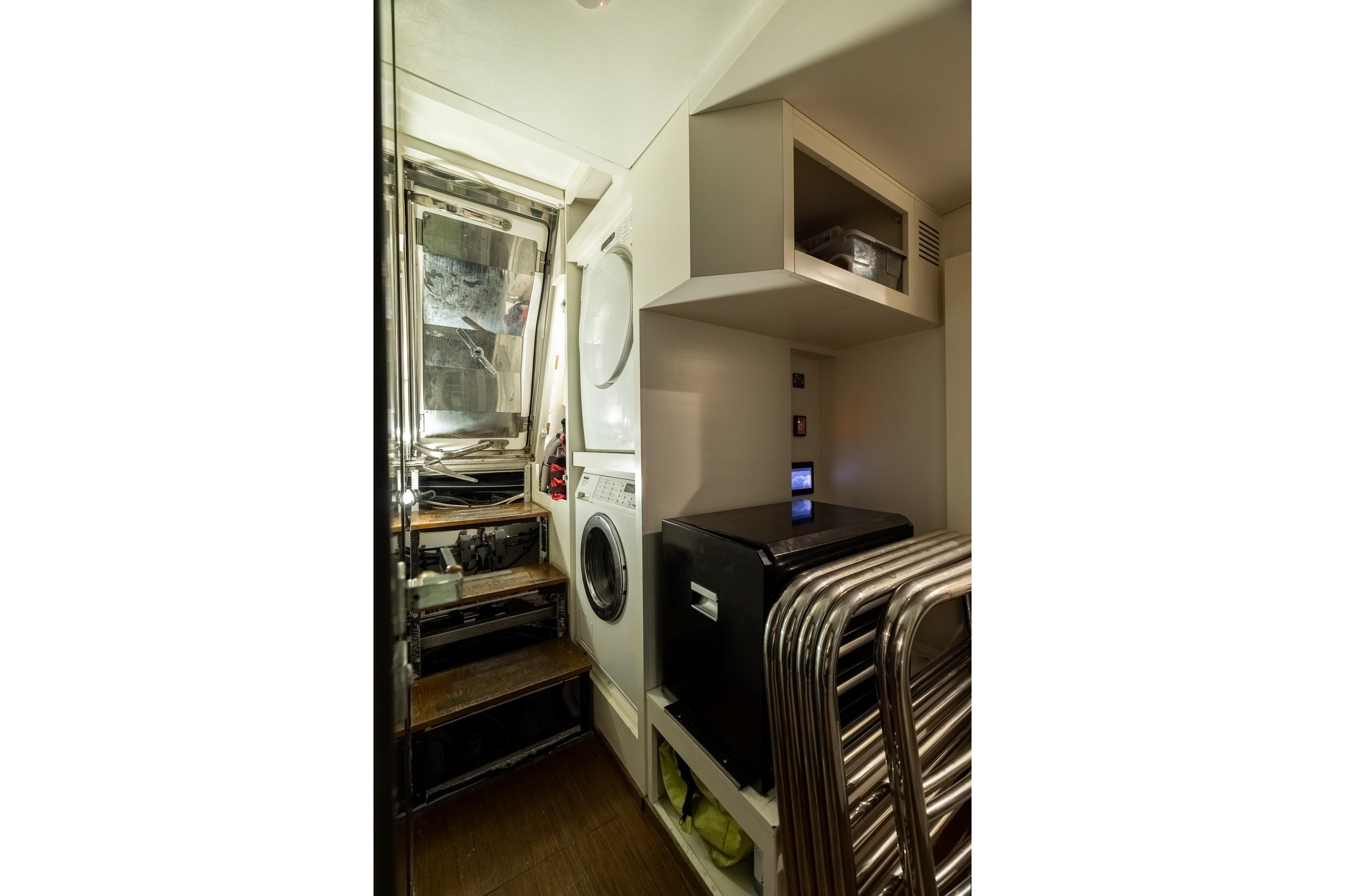 2015 Azimut 80 for sale (photo 93)