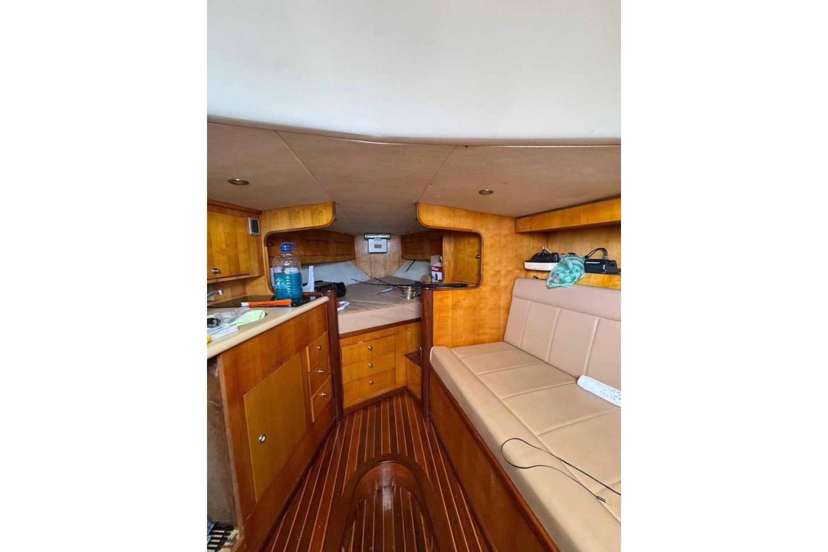 2001 Predator 35 Express zu verkaufen (photo 11)