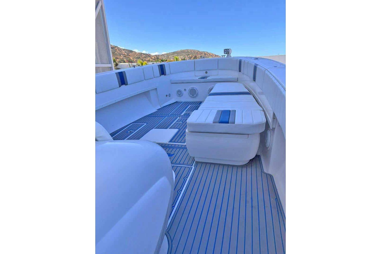 2012 Intrepid 400 Cuddy en venta (photo 10)