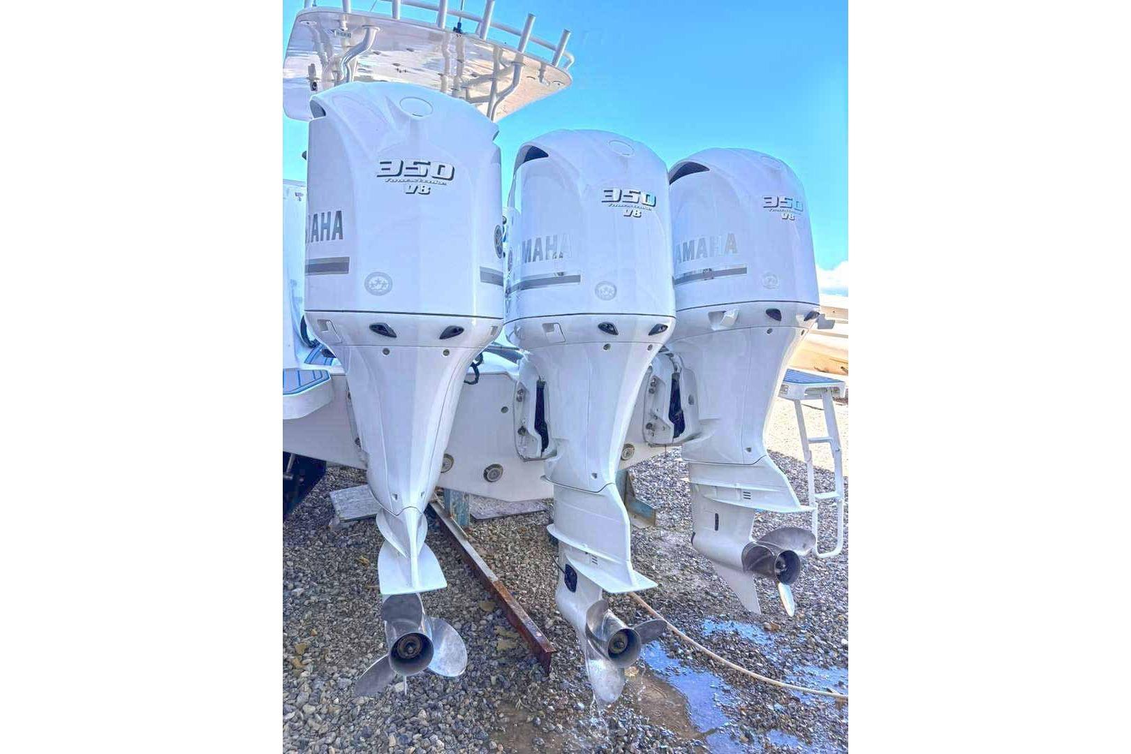2012 Intrepid 400 Cuddy en venta (photo 23)