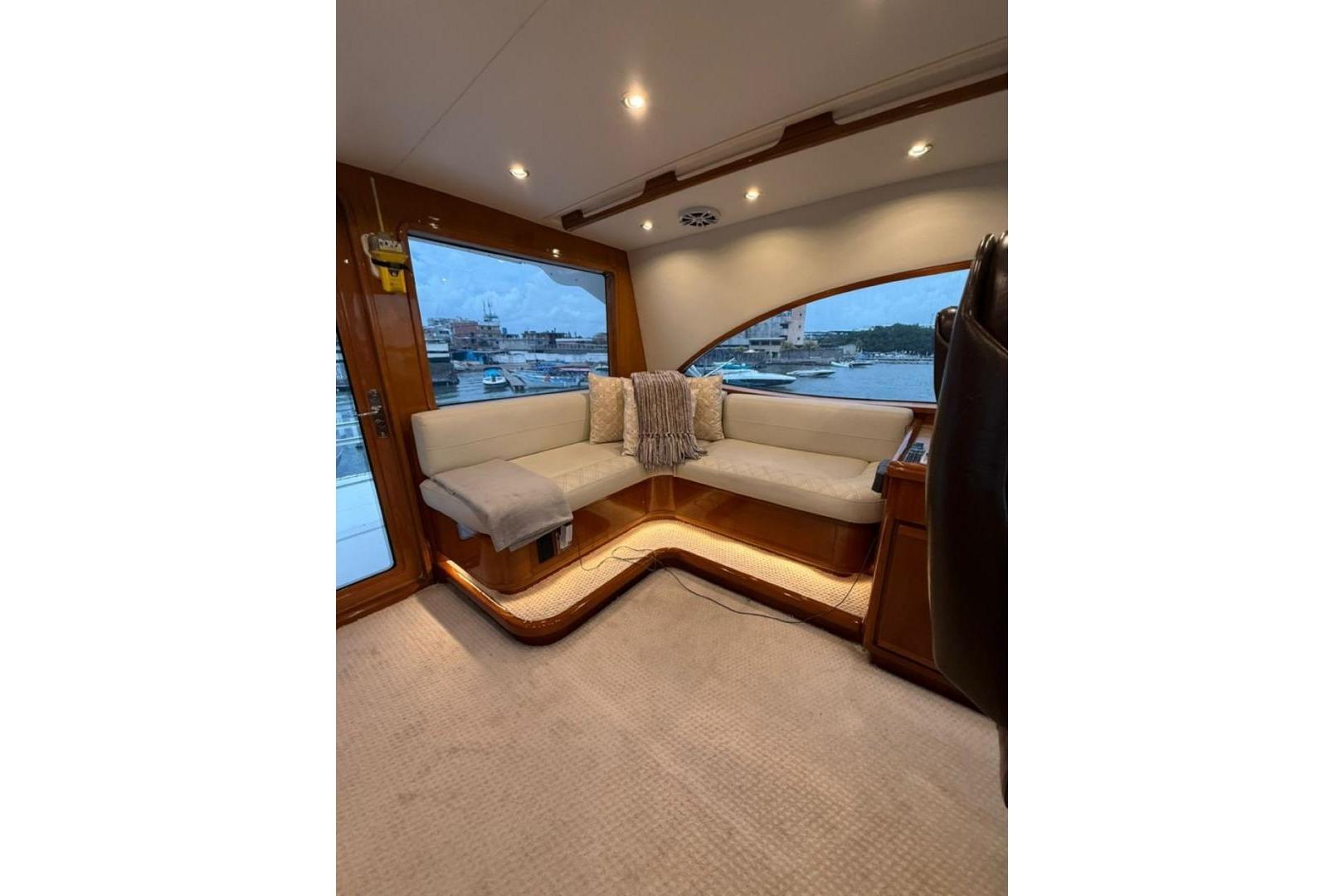 2005 Bertram 630 Convertible zu verkaufen (photo 14)