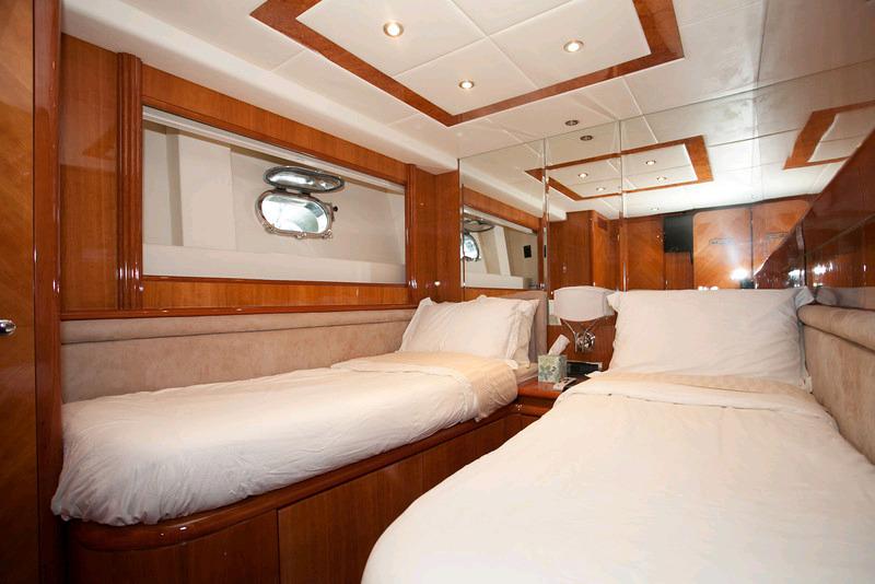 1998 Azimut 85 Ultimate à vendre (photo 21)