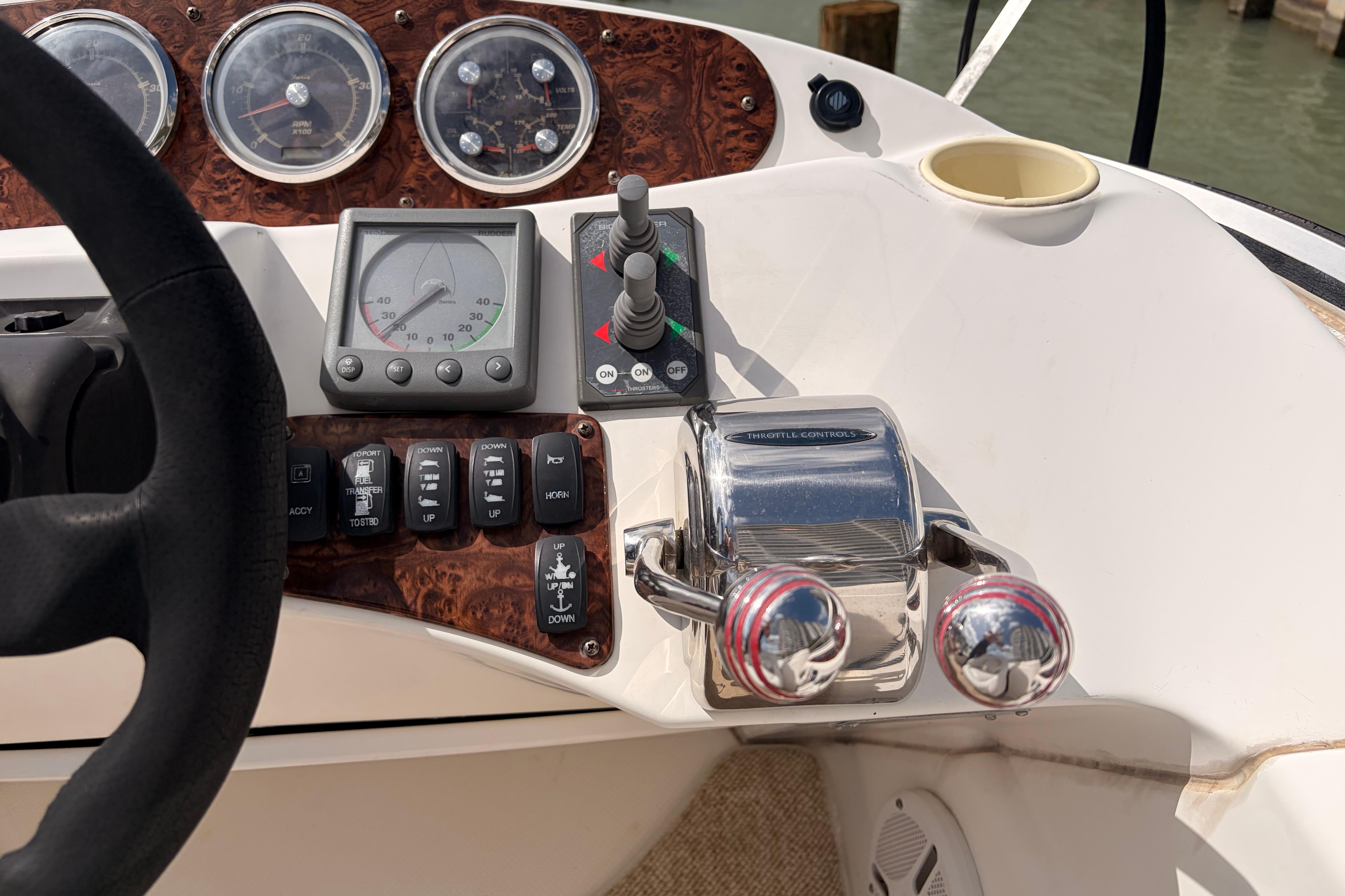 2005 Meridian 368 Motoryacht in vendita (photo 38)