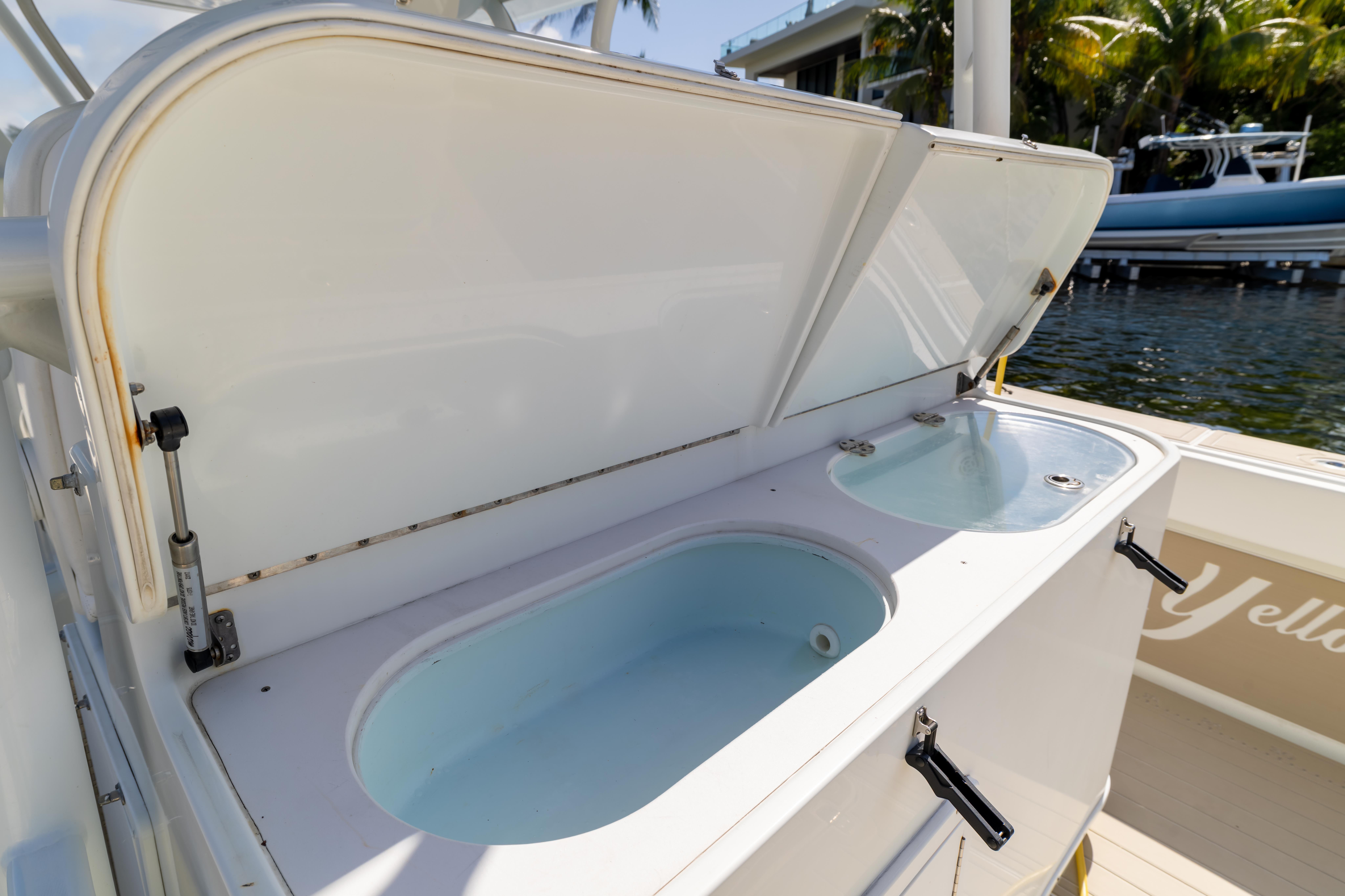 2011 Yellowfin 42 Offshore te koop (photo 32)