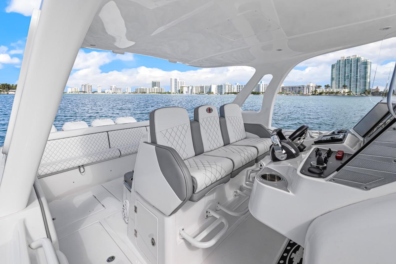 2015 Cigarette 41' GTR in vendita (photo 10)