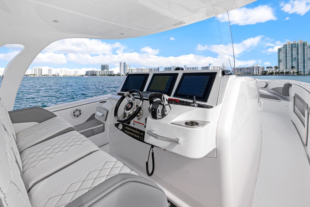 2015 Cigarette 41' GTR in vendita (photo 13)