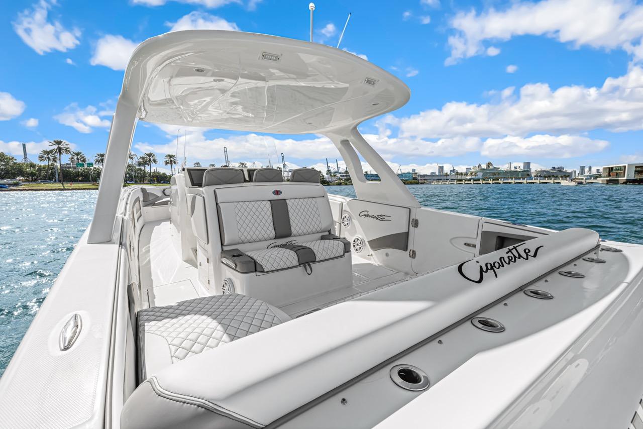 2015 Cigarette 41' GTR in vendita (photo 17)