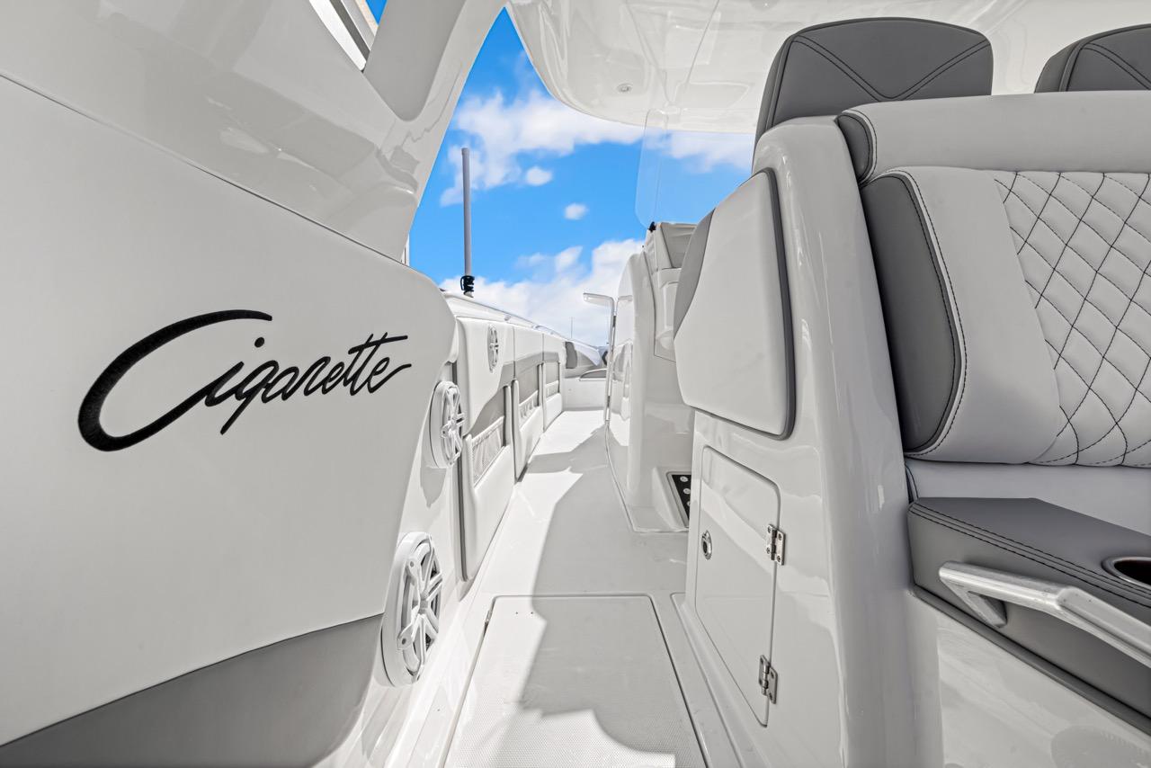 2015 Cigarette 41' GTR in vendita (photo 19)