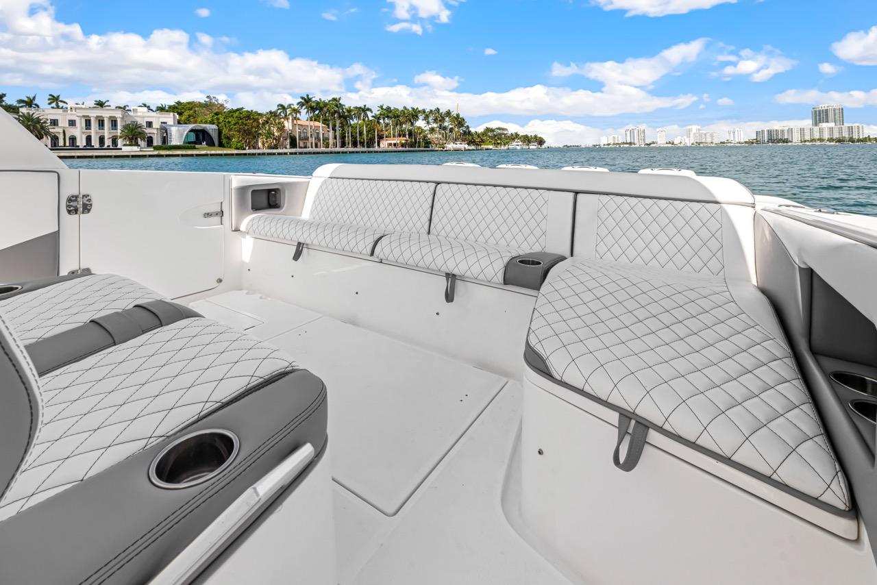 2015 Cigarette 41' GTR in vendita (photo 20)