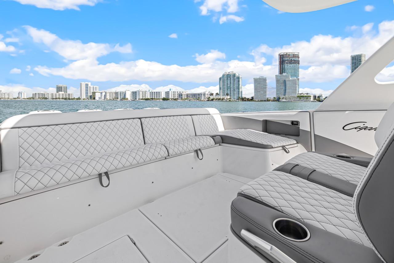 2015 Cigarette 41' GTR in vendita (photo 21)