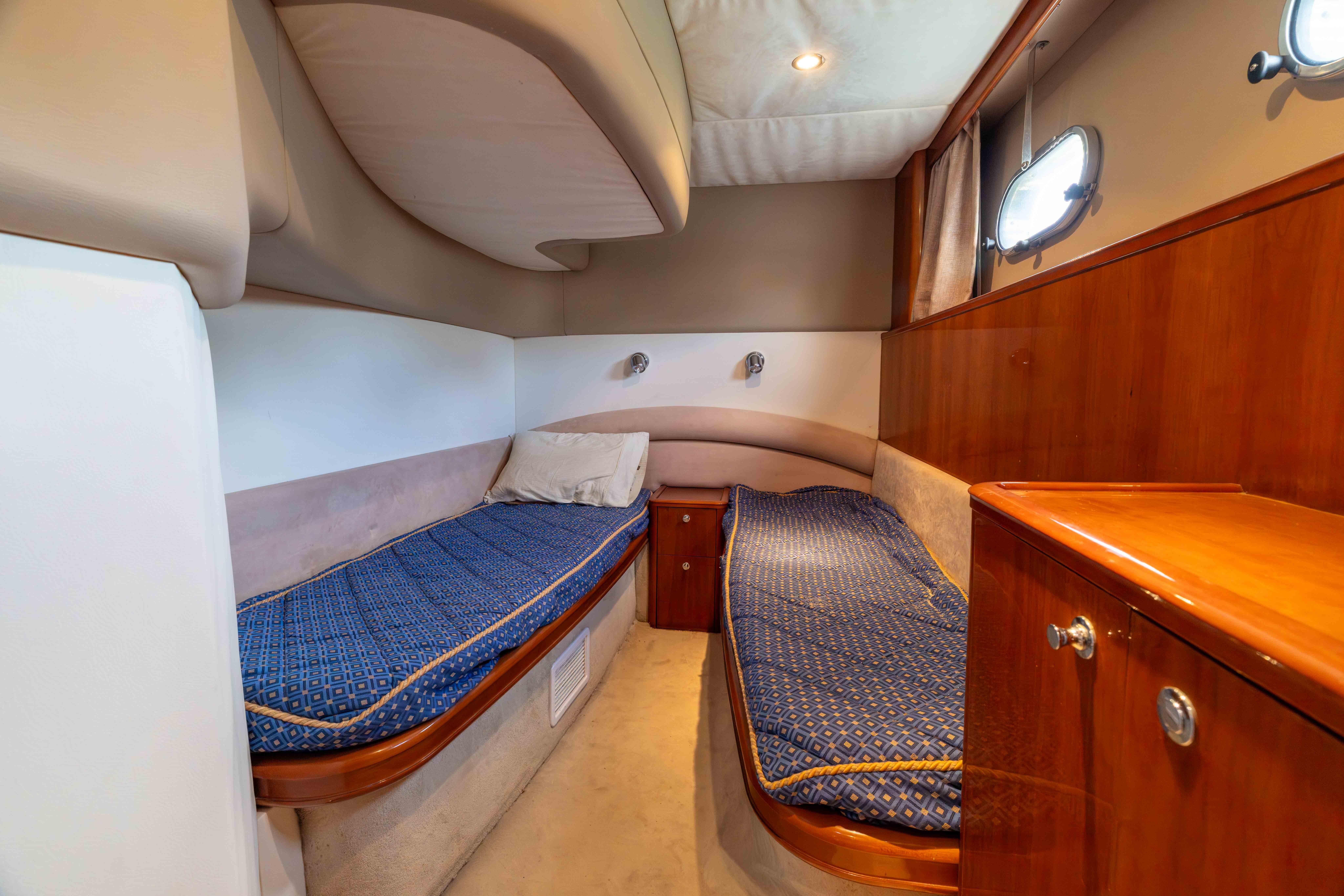 2002 Princess 61 à vendre (photo 21)
