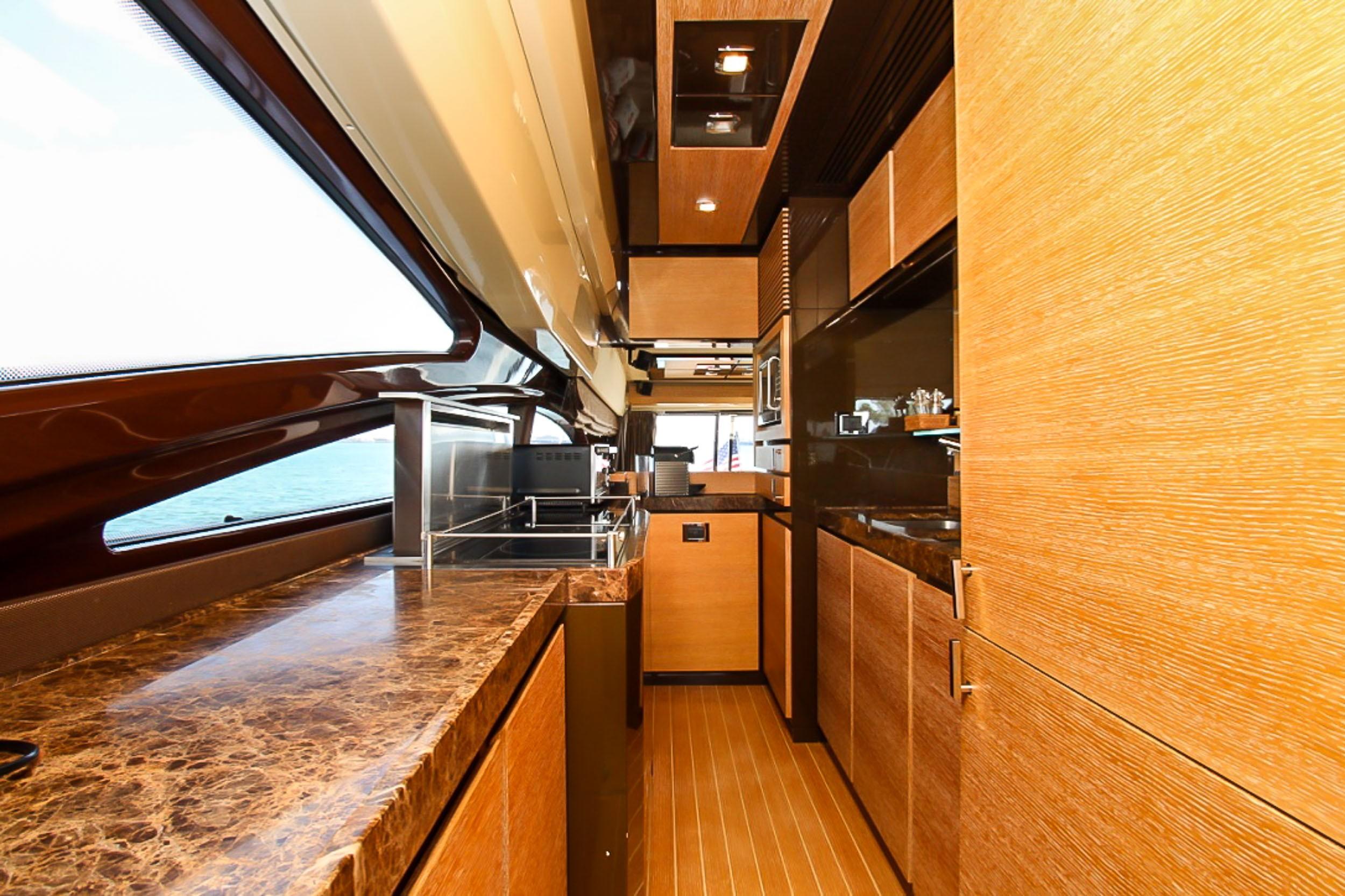 2011 Azimut 70 zu verkaufen (photo 16)