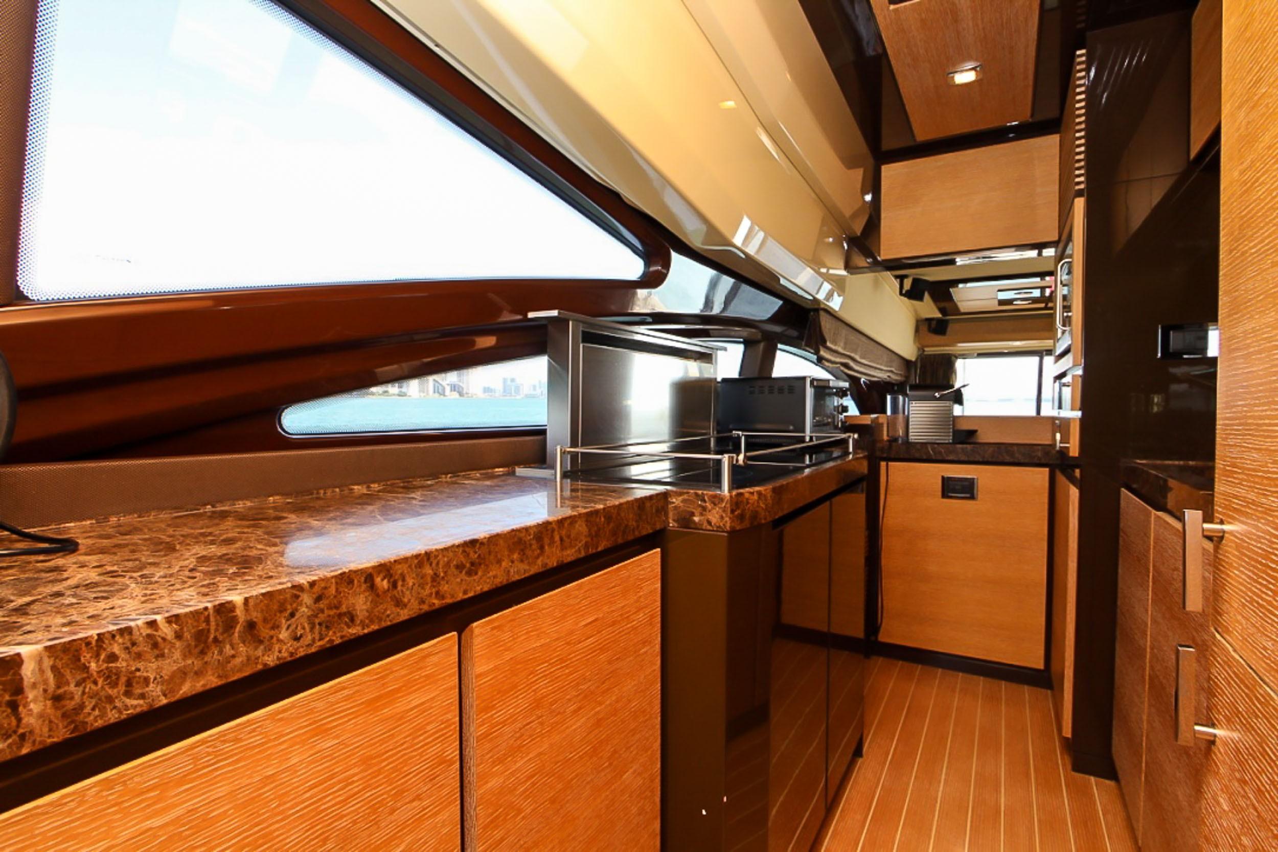 2011 Azimut 70 zu verkaufen (photo 18)