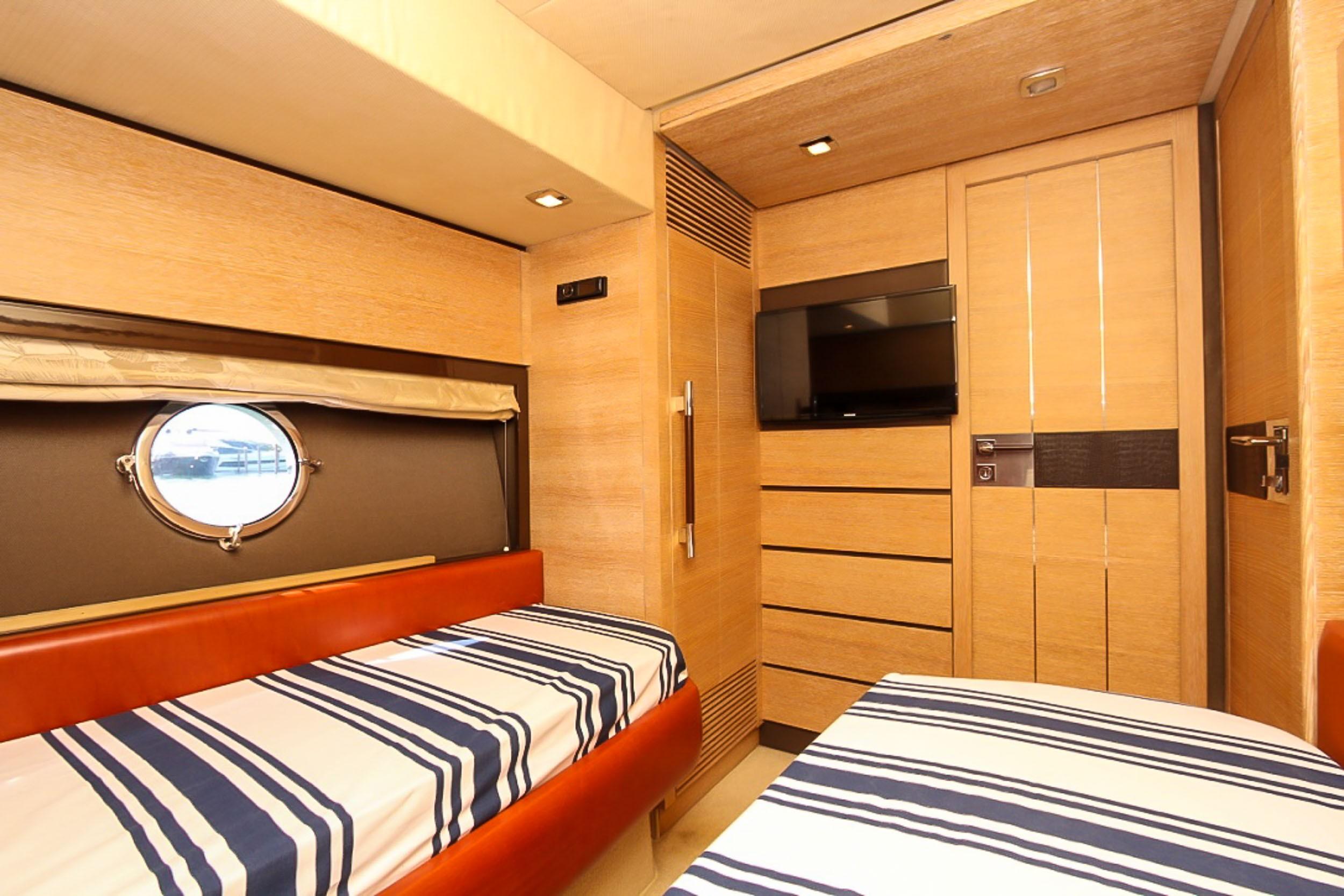 2011 Azimut 70 zu verkaufen (photo 34)