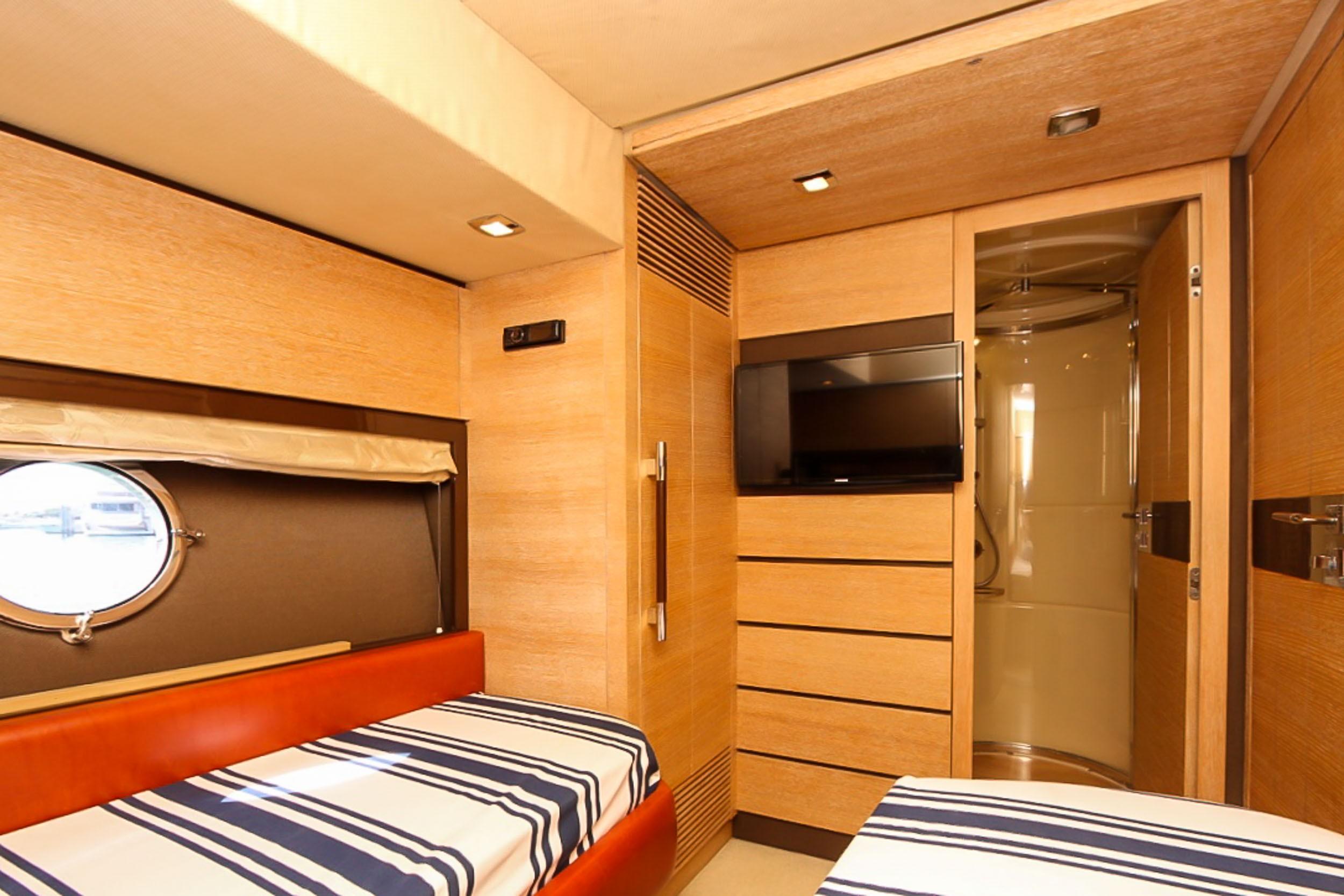 2011 Azimut 70 zu verkaufen (photo 33)