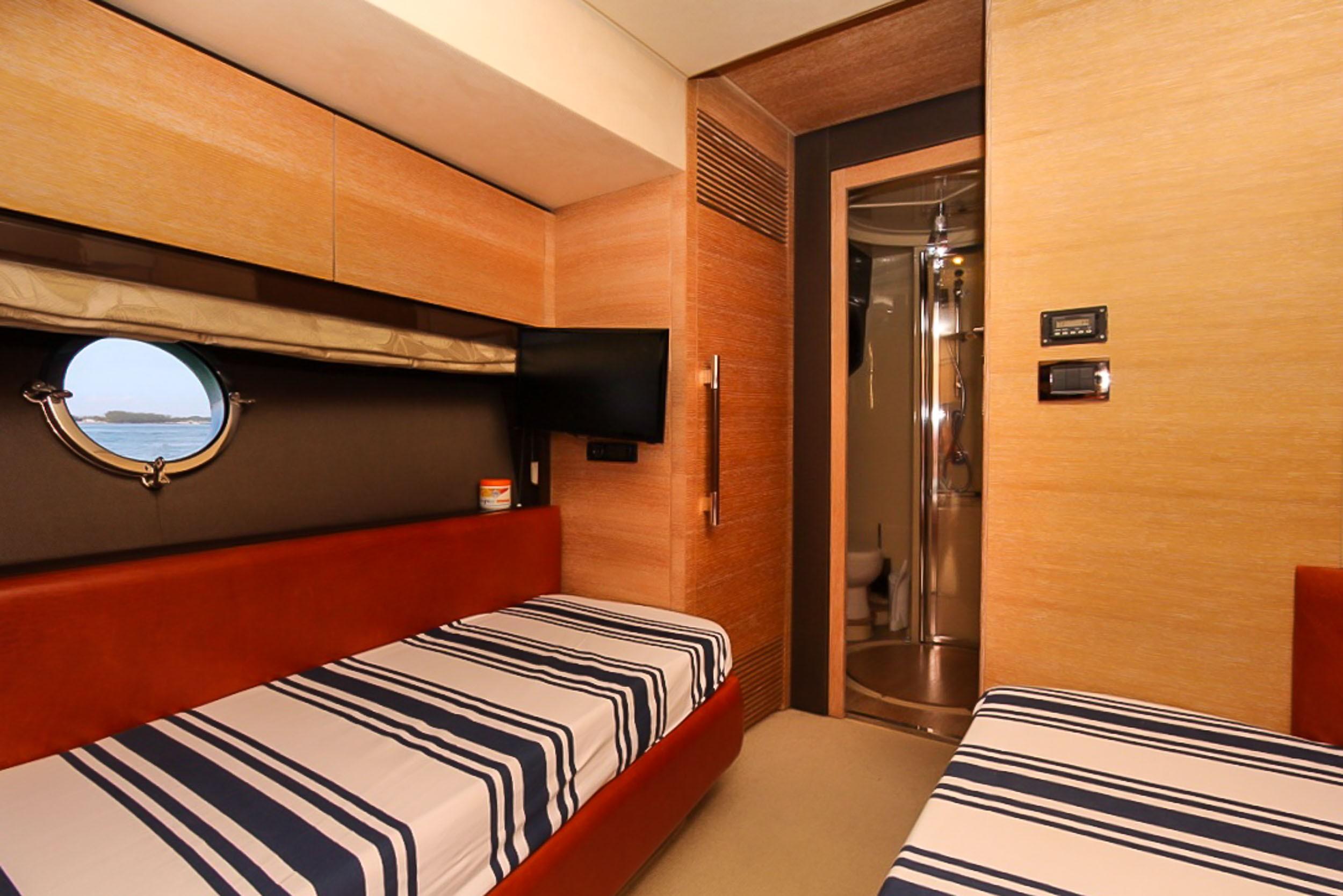 2011 Azimut 70 zu verkaufen (photo 36)