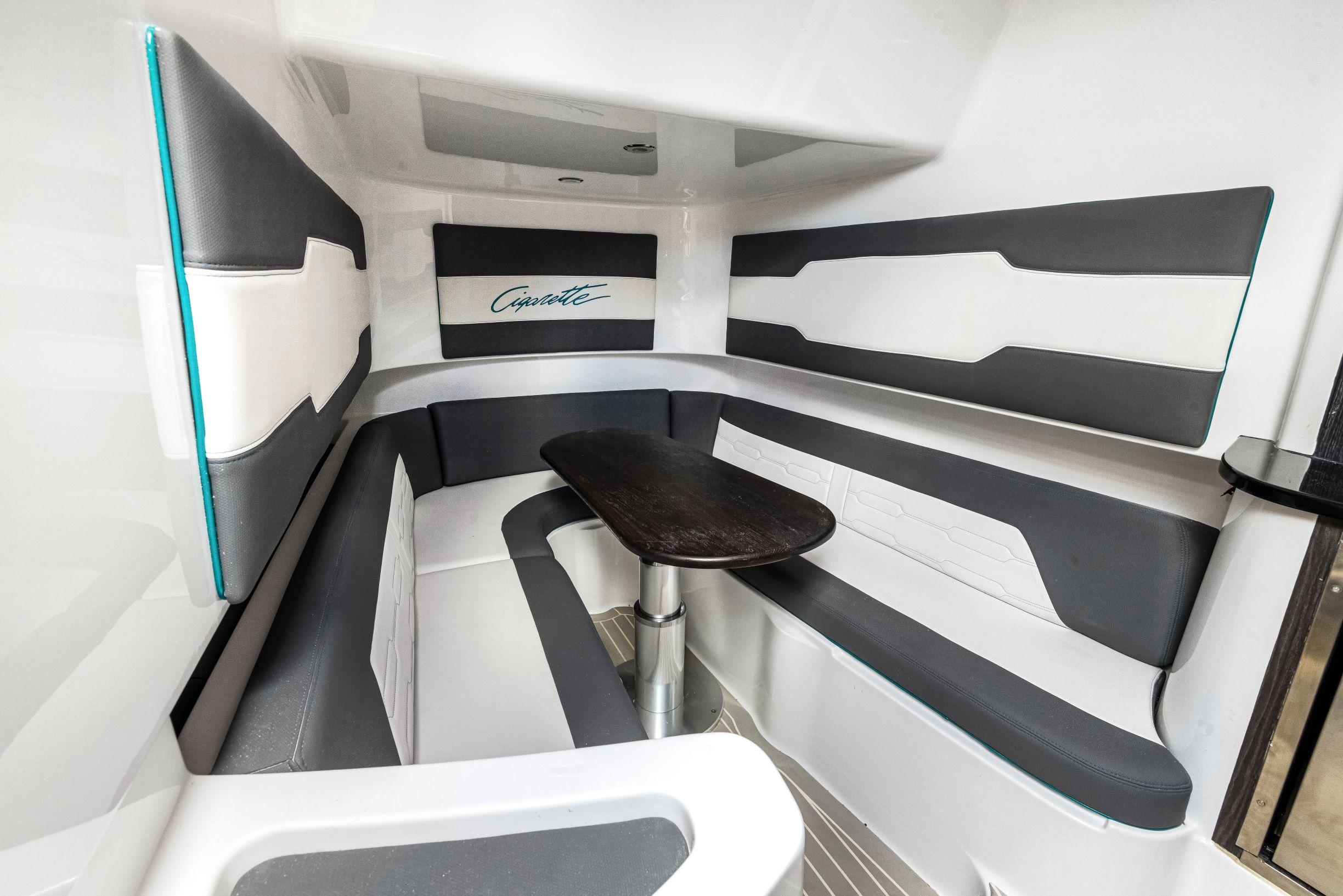 2022 Cigarette 42' Auroris zu verkaufen (photo 42)