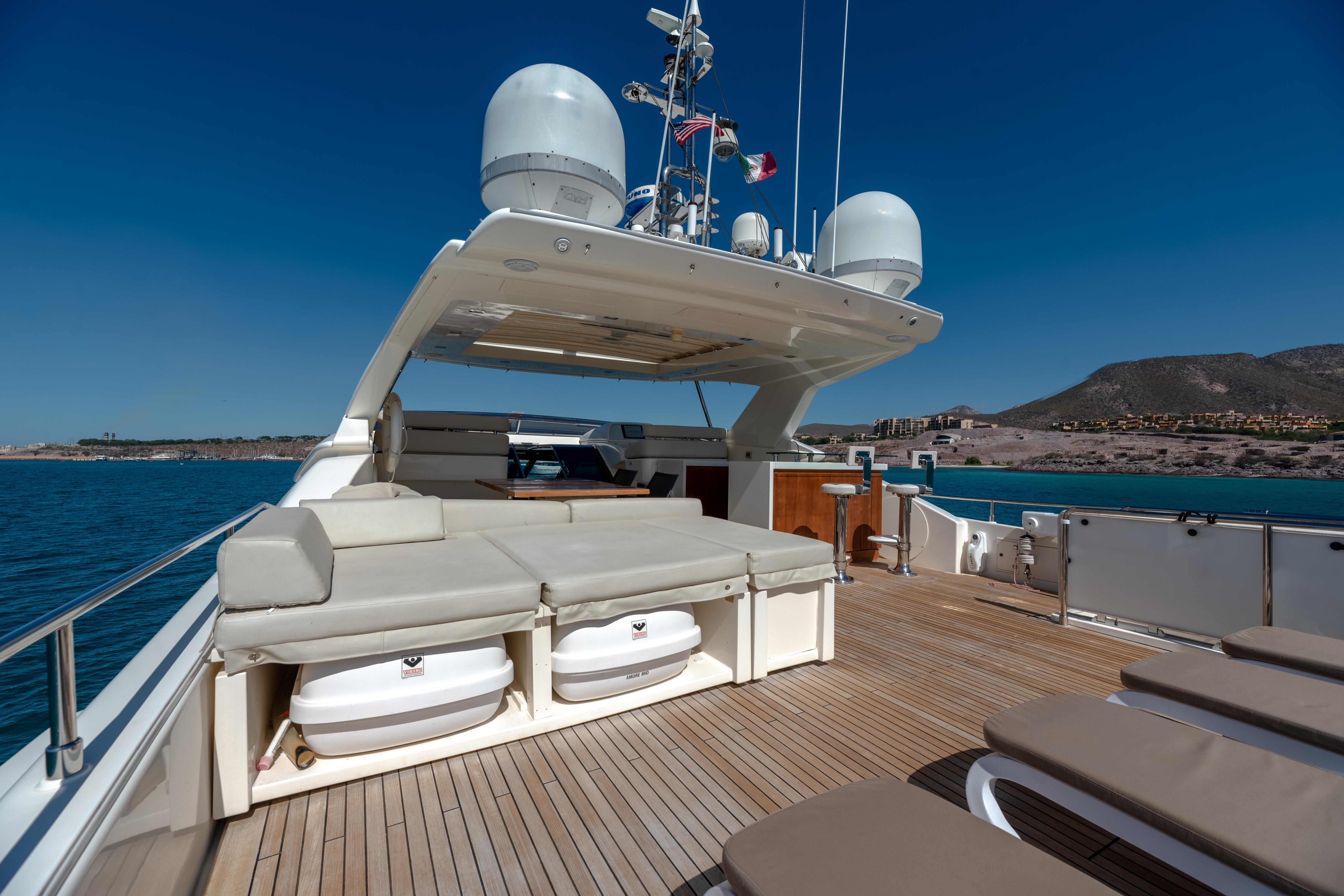 2012 Ferretti Yachts Custom Line 100 te koop (photo 31)