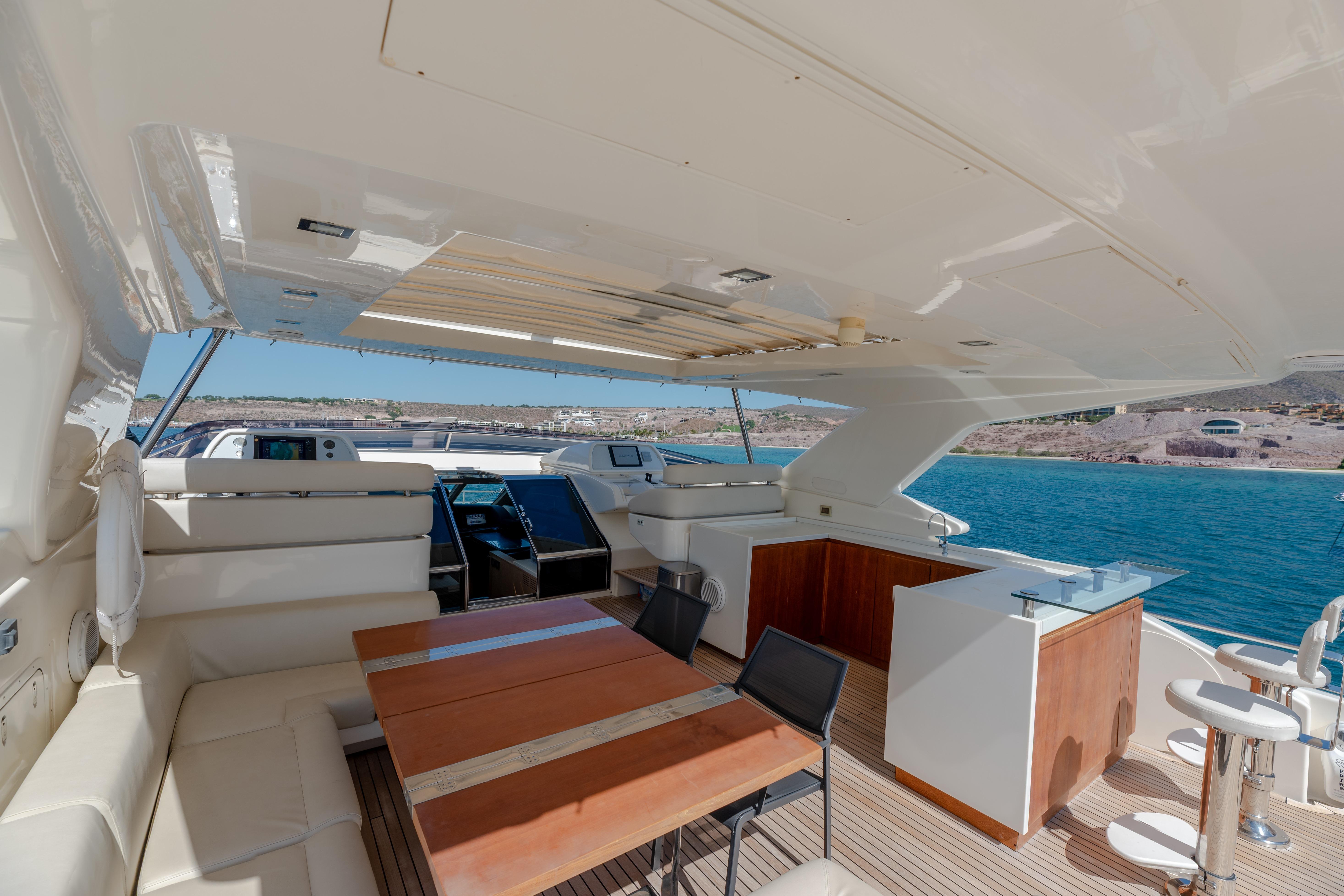 2012 Ferretti Yachts Custom Line 100 te koop (photo 32)