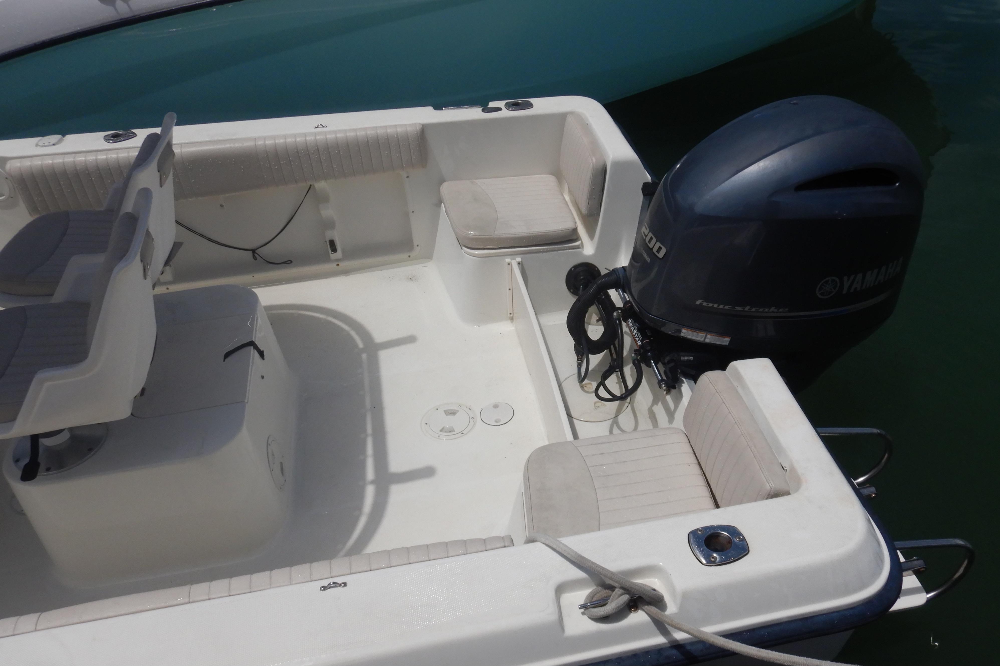 2004 Hydra-Sports 212 CC for sale (photo 10)