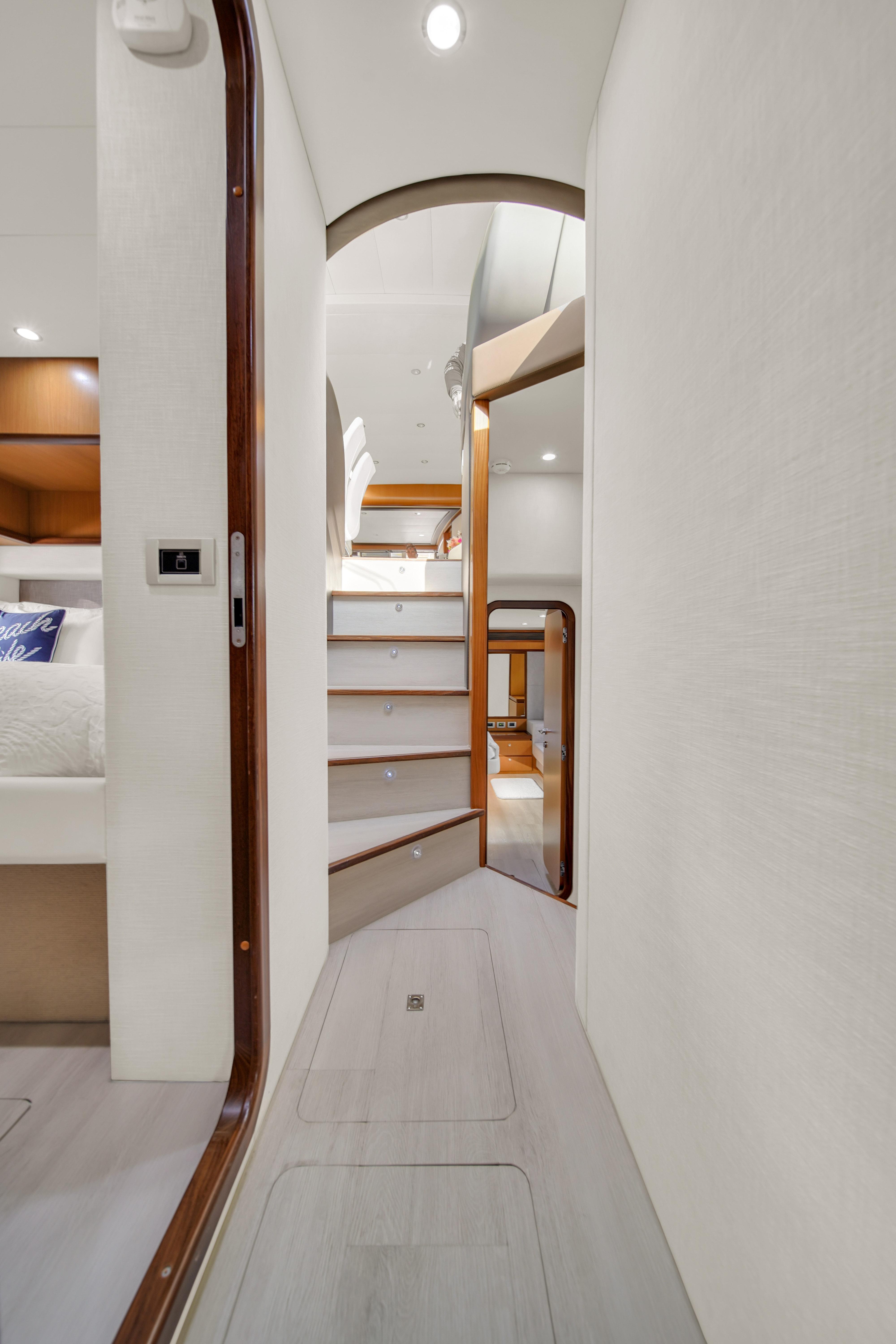 2011 Ferretti Yachts 660 na sprzedaż (photo 33)