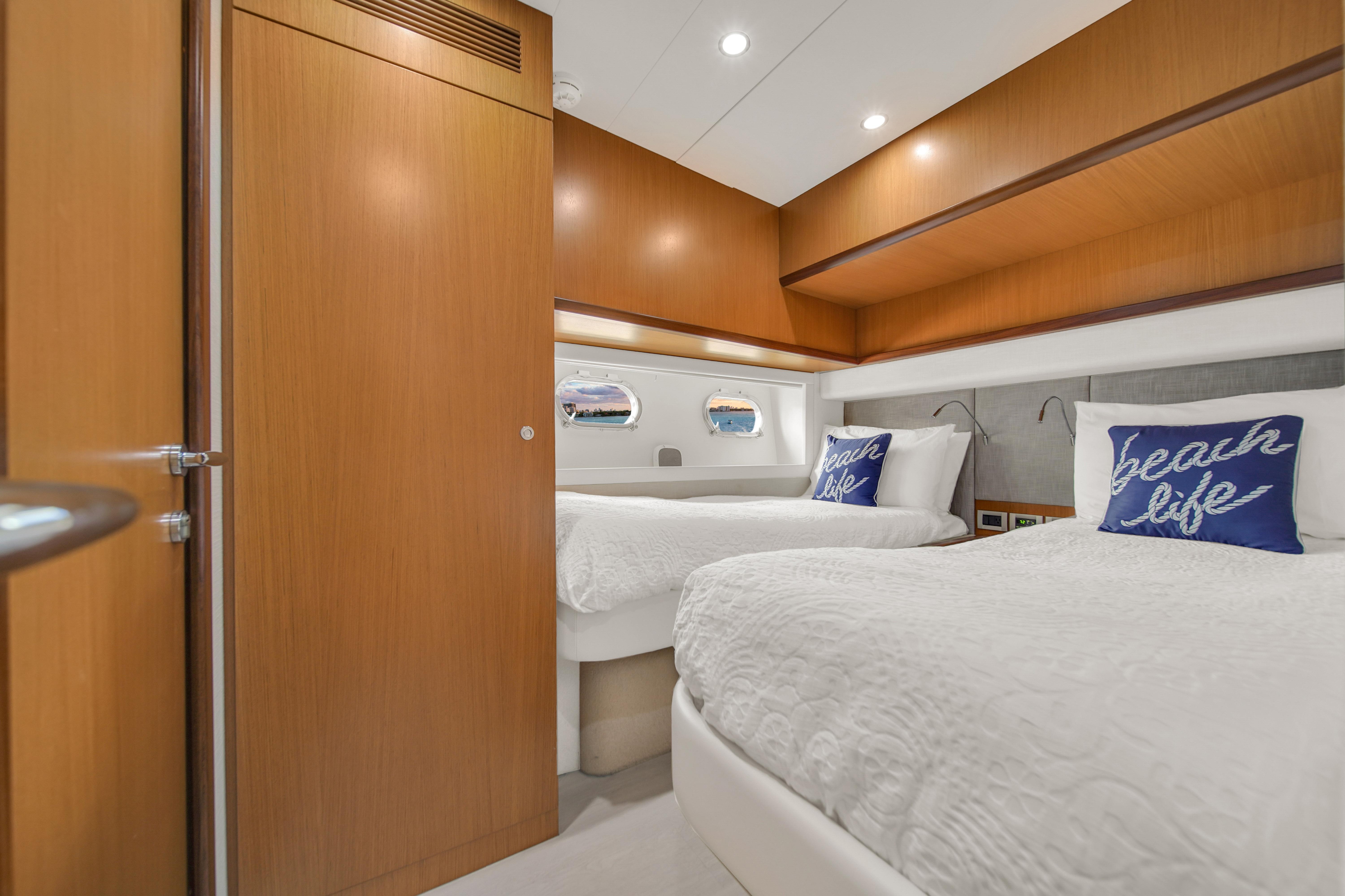 2011 Ferretti Yachts 660 na sprzedaż (photo 50)