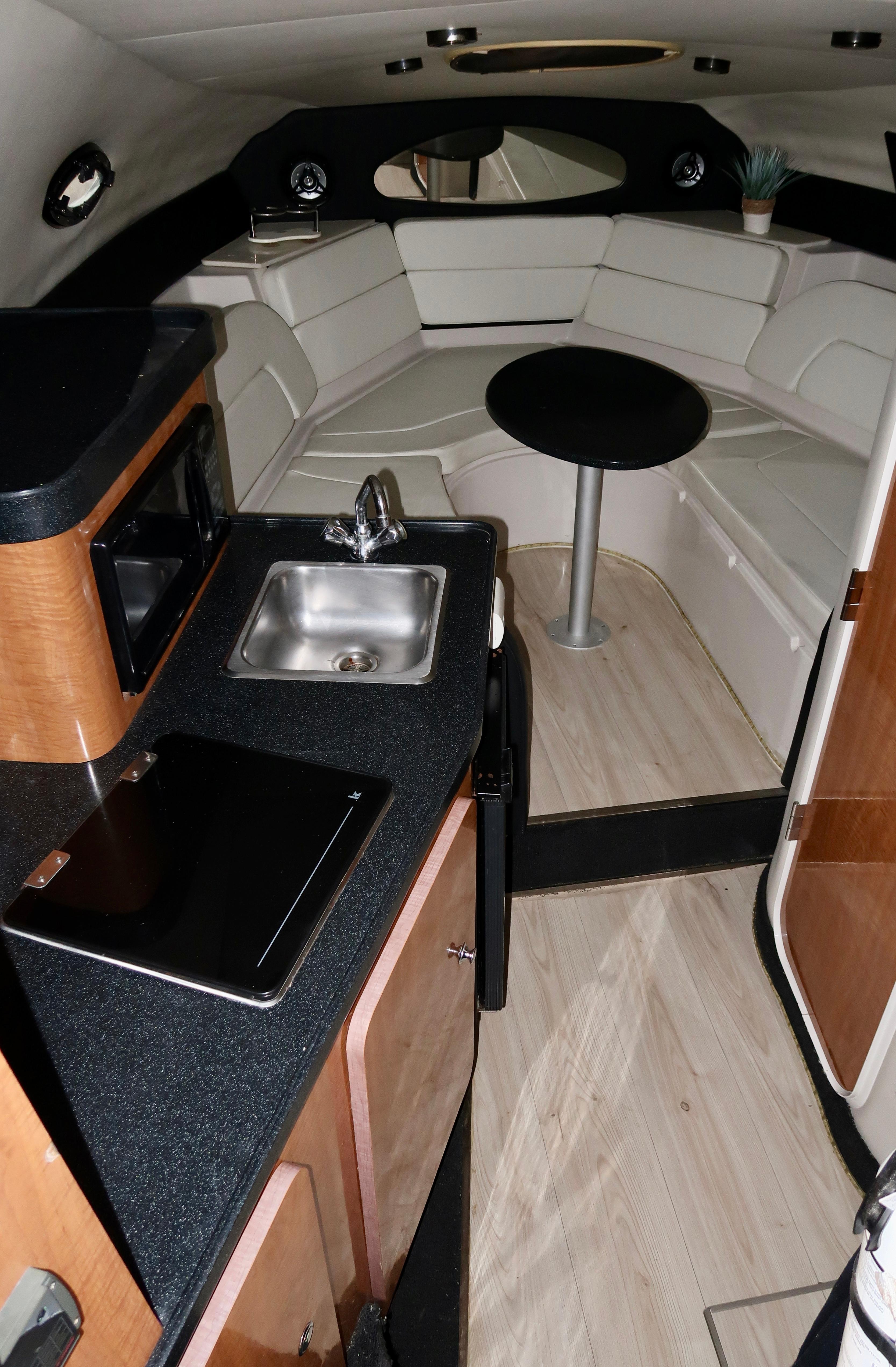 2004 Regal Commodore 2665 en venta (photo 11)