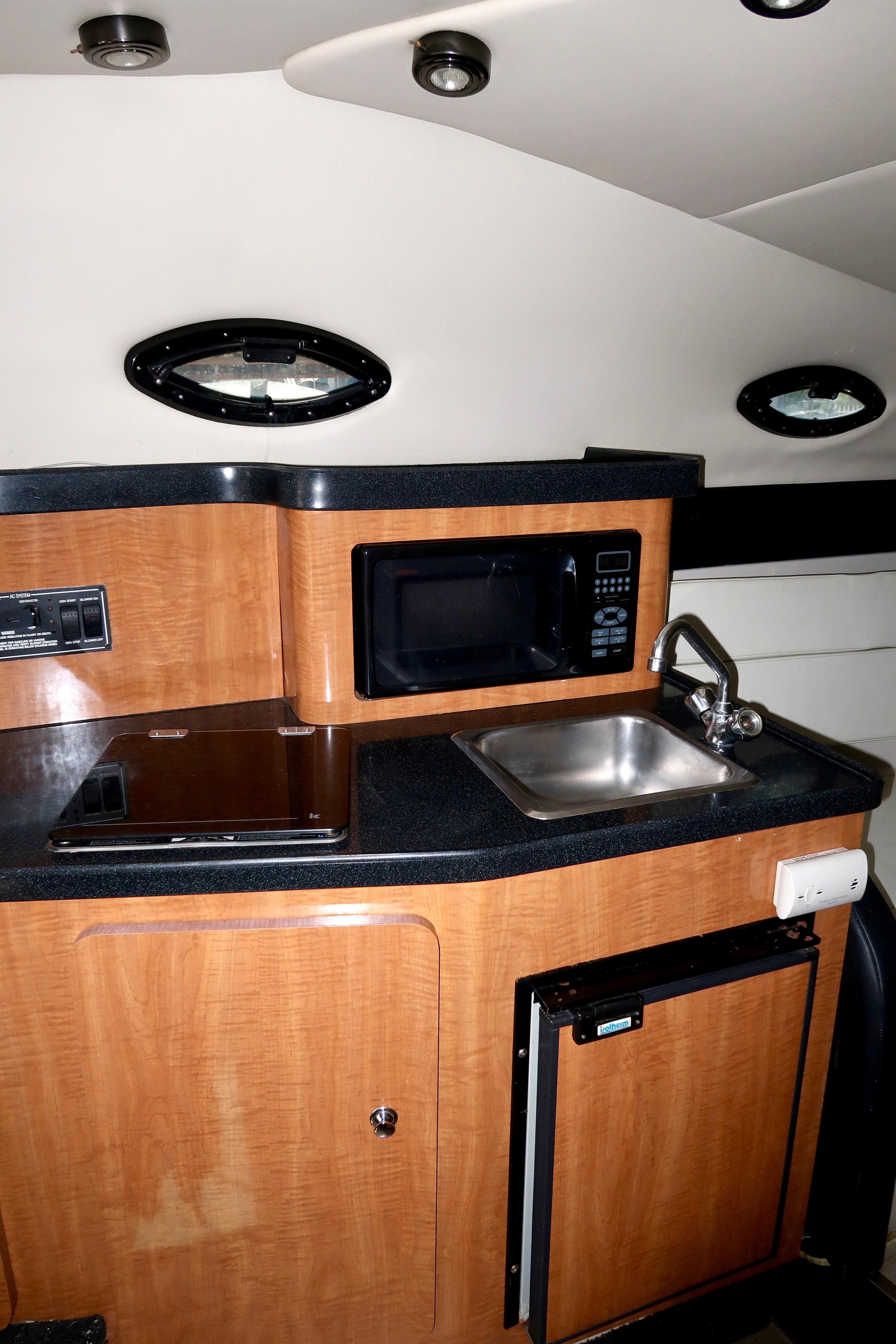 2004 Regal Commodore 2665 en venta (photo 12)