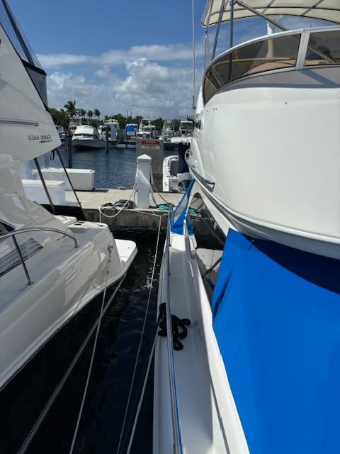 2004 Meridian 341 Sedan for sale (photo 17)