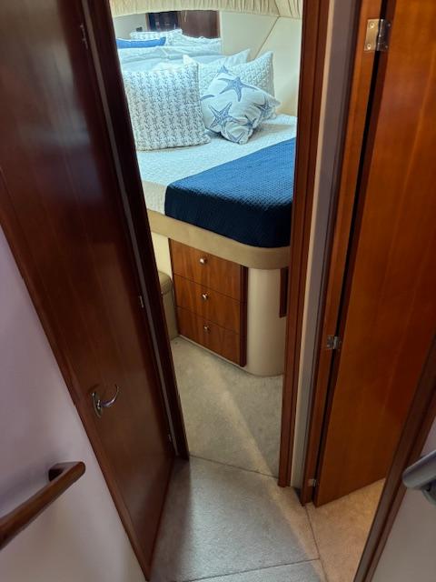 2004 Meridian 341 Sedan for sale (photo 18)