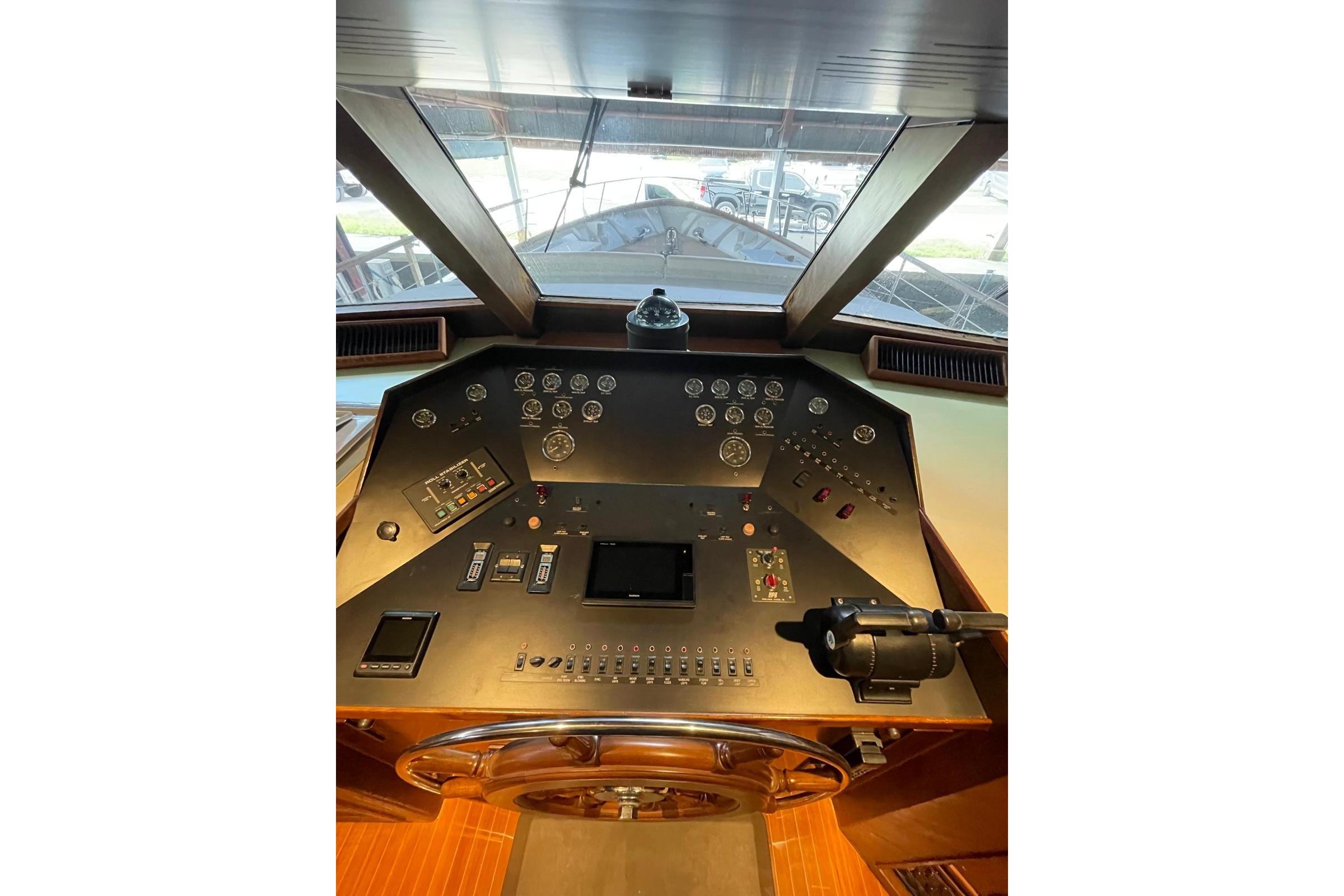 1988 Burger Classic Motoryacht zu verkaufen (photo 12)