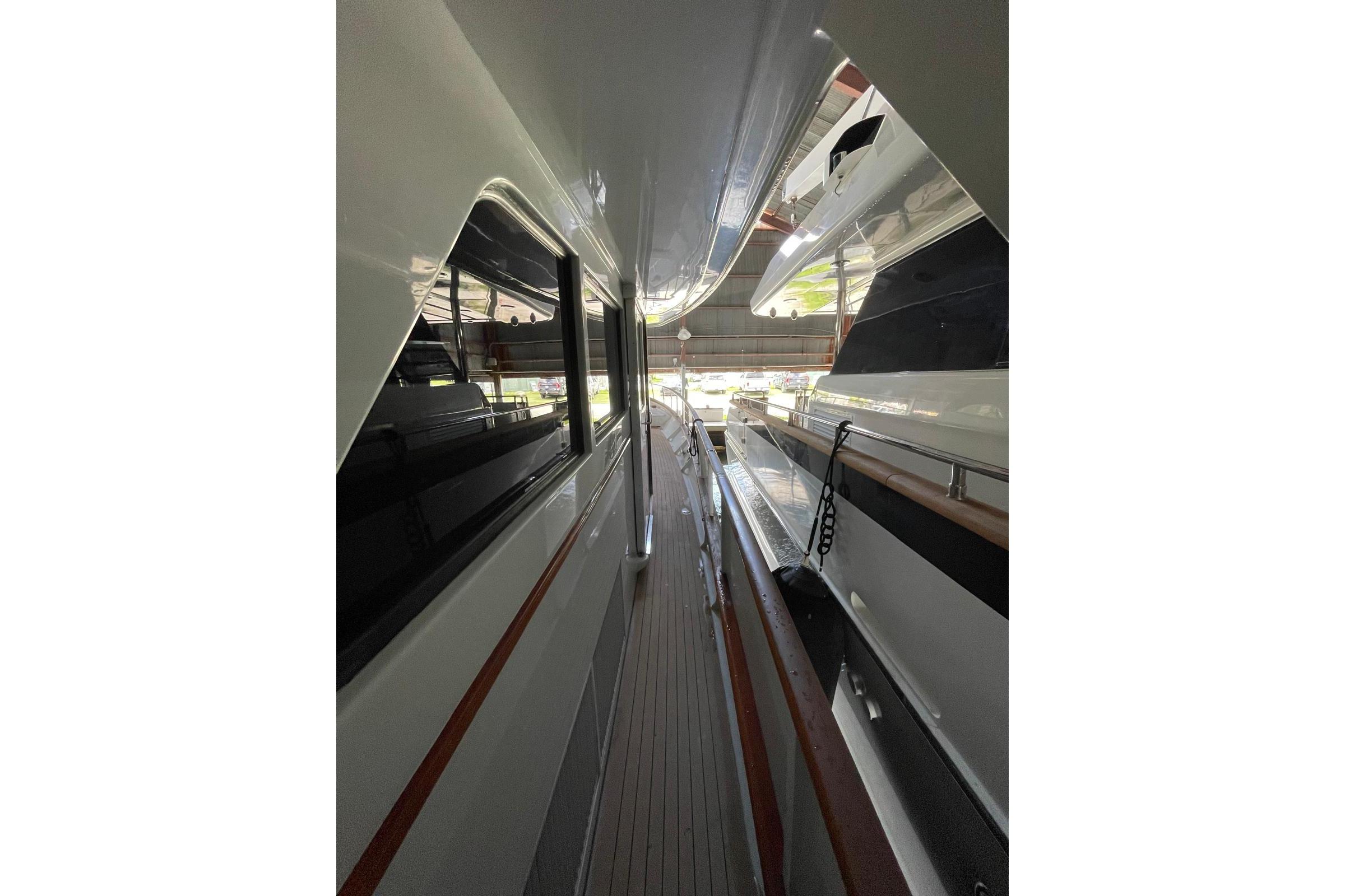 1988 Burger Classic Motoryacht zu verkaufen (photo 28)