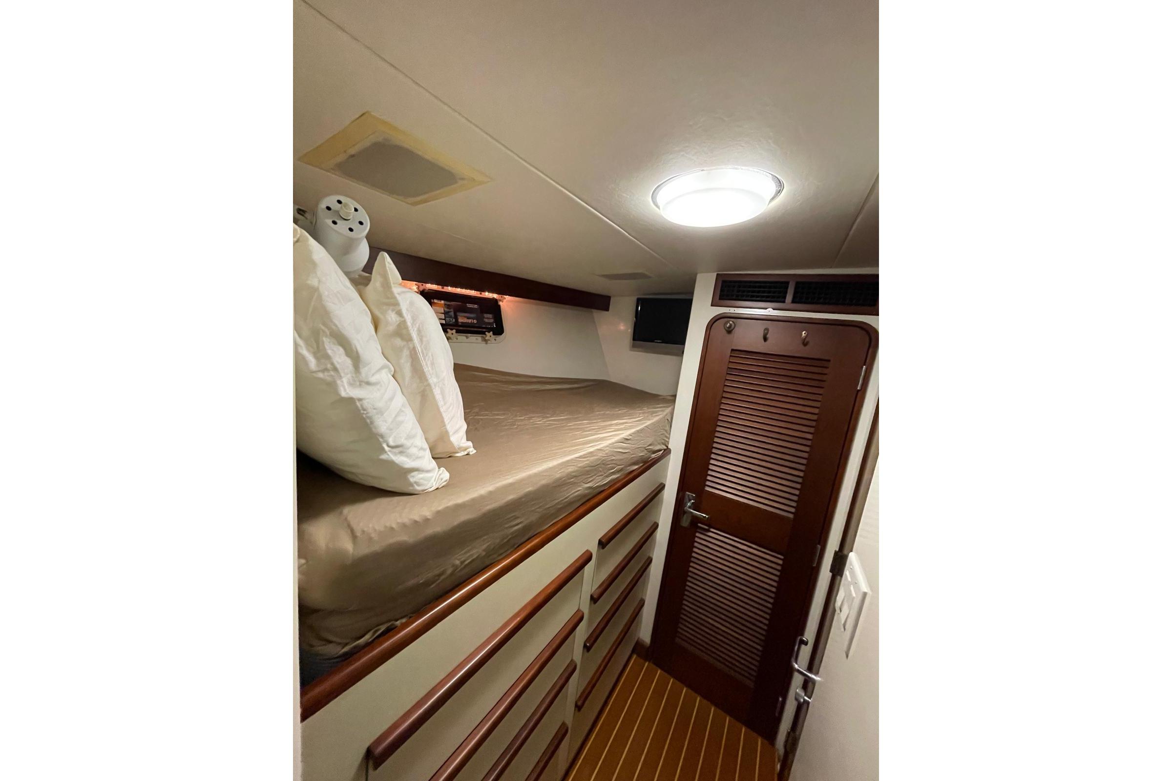 1988 Burger Classic Motoryacht zu verkaufen (photo 30)