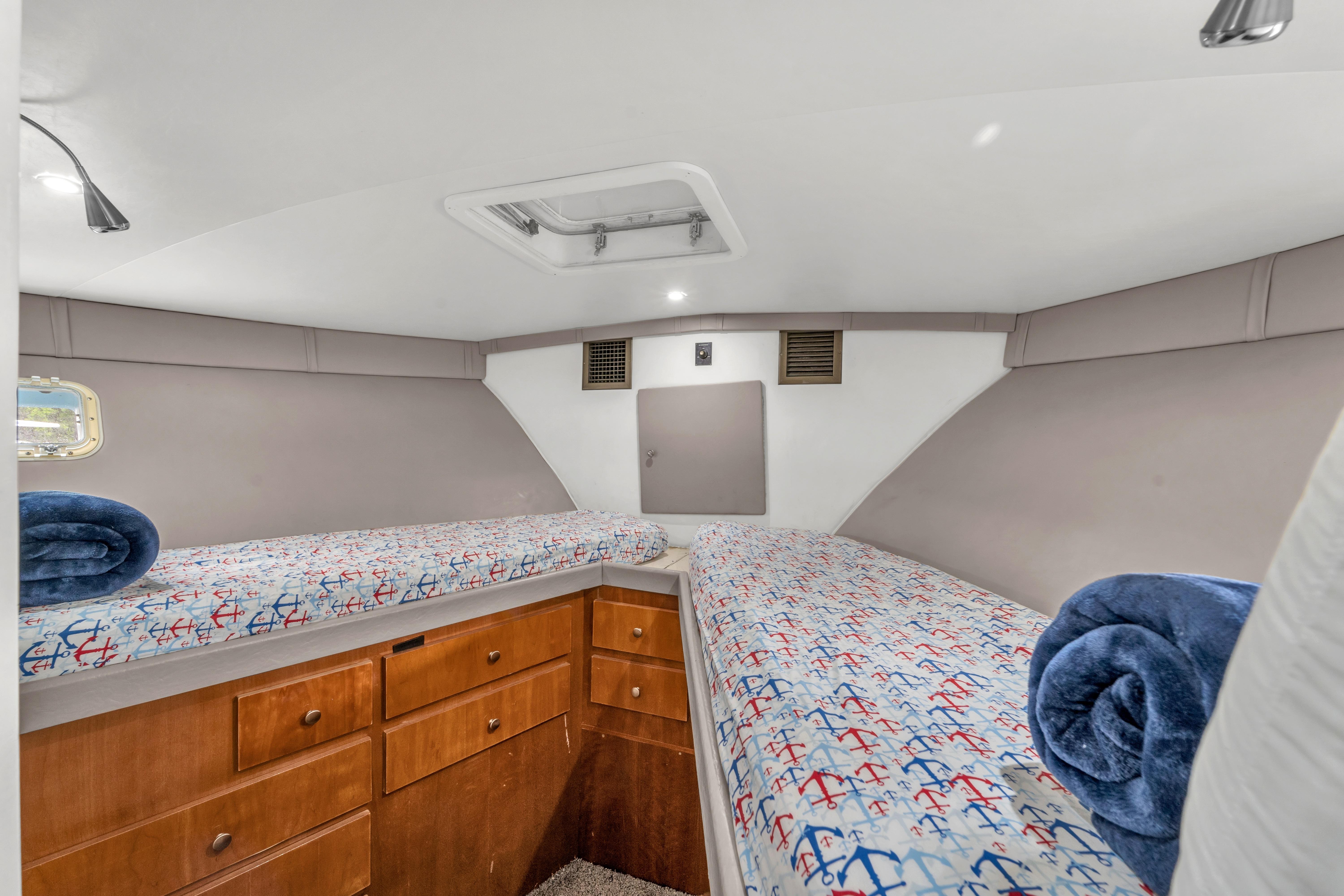 1978 Hatteras 42 Convertible in vendita (photo 21)