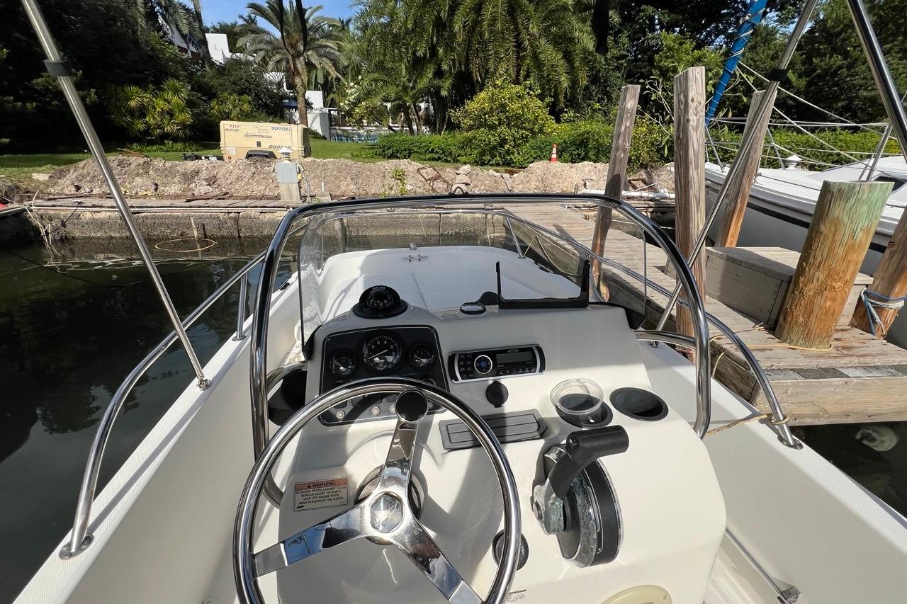 2016 Boston Whaler 170 Dauntless for sale (photo 7)