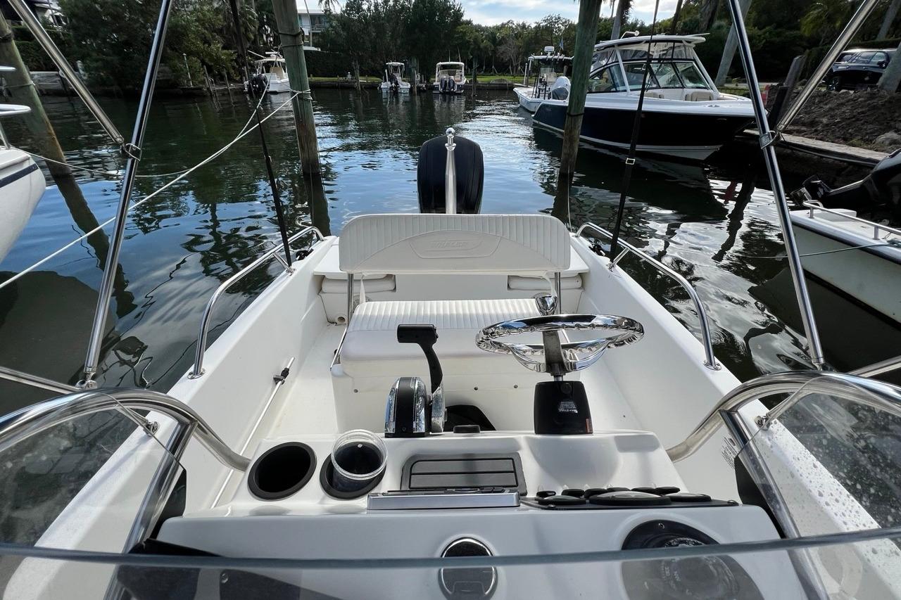 2016 Boston Whaler 170 Dauntless for sale (photo 12)