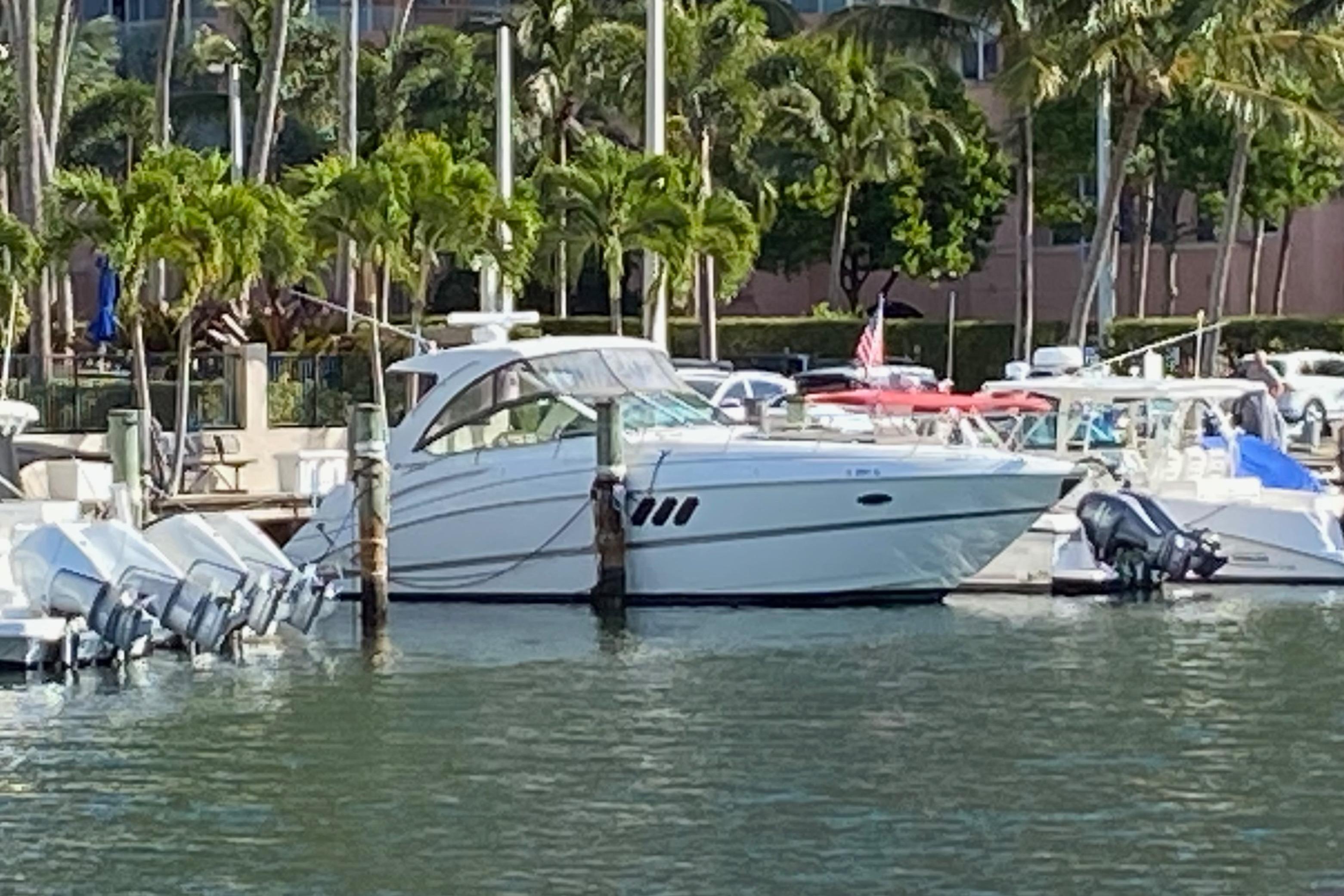 2013 Cruisers Yachts 380 Express zu verkaufen (photo 3)