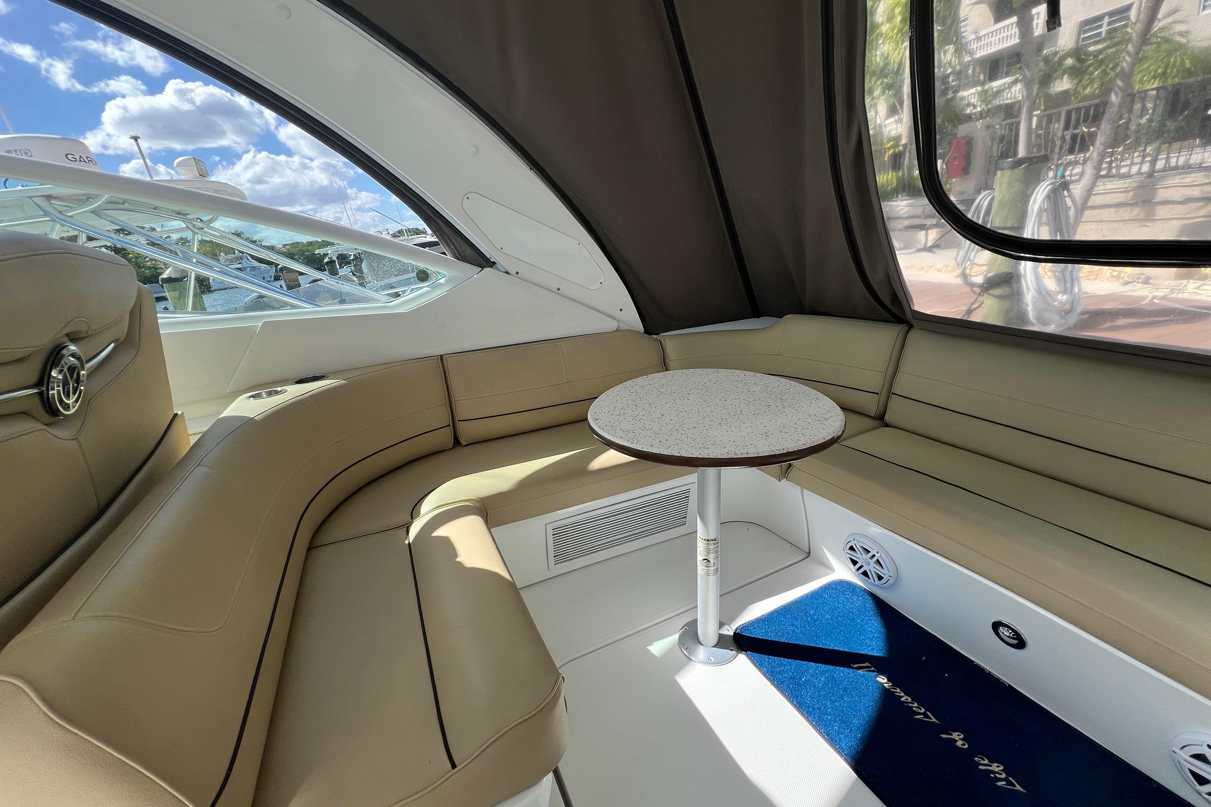 2013 Cruisers Yachts 380 Express zu verkaufen (photo 6)