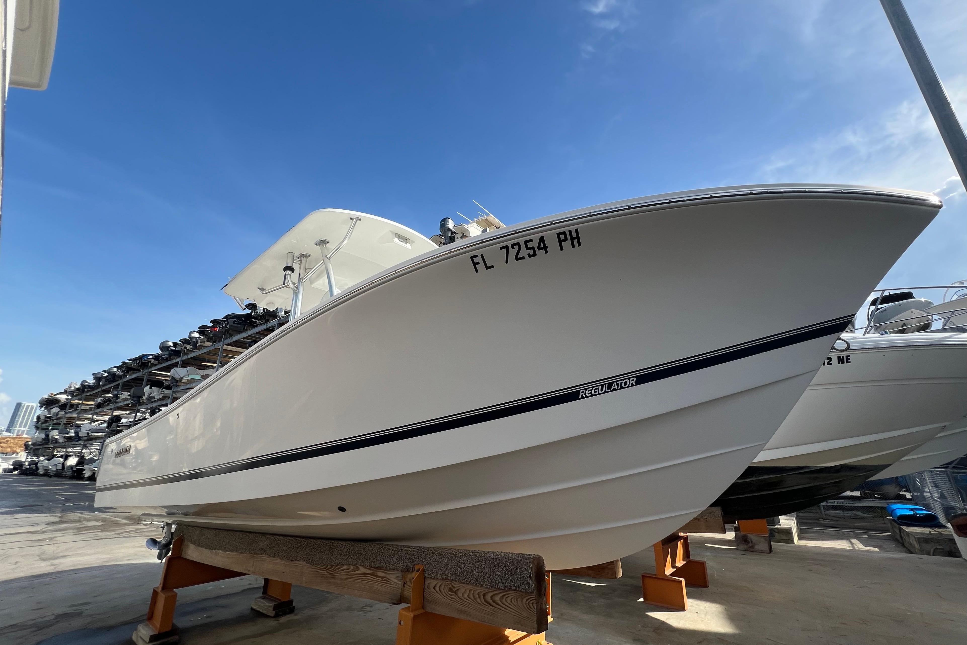 2012 Regulator 24 Forward Seating en venta (photo 1)