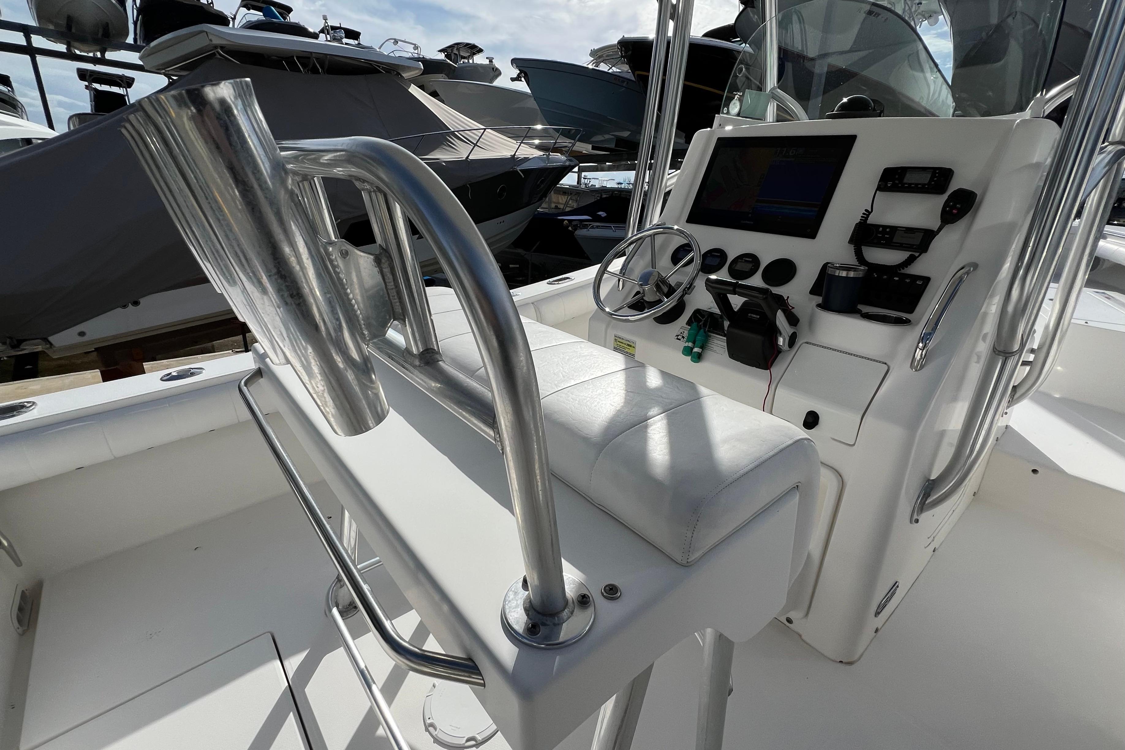2012 Regulator 24 Forward Seating en venta (photo 10)