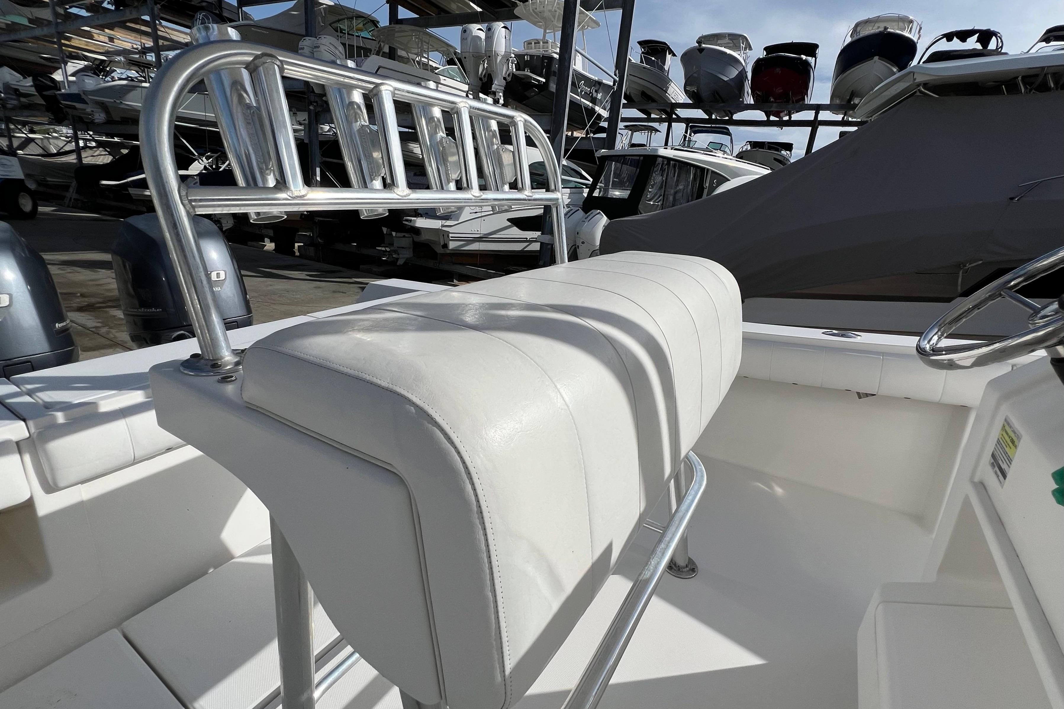 2012 Regulator 24 Forward Seating en venta (photo 11)
