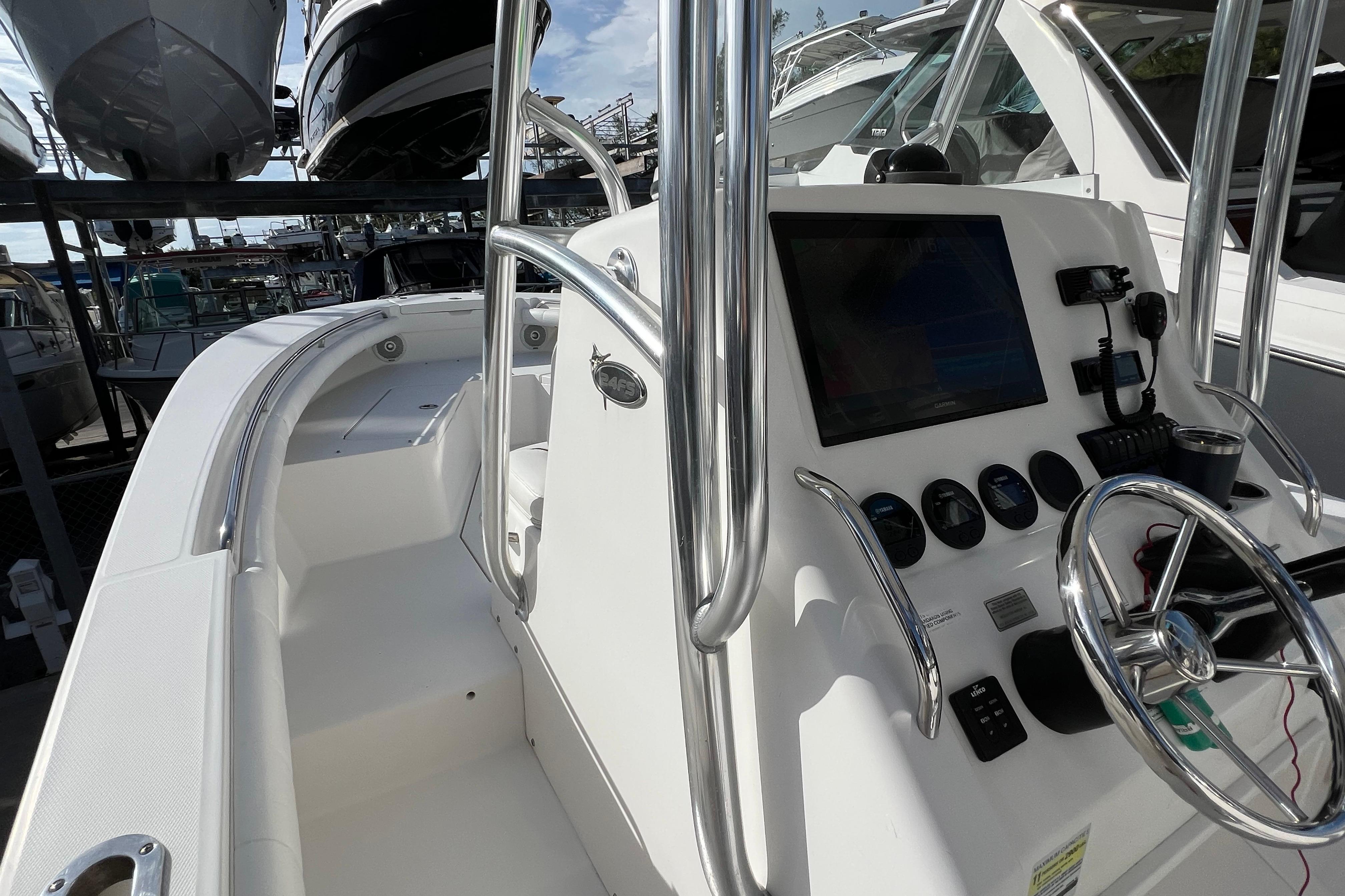 2012 Regulator 24 Forward Seating en venta (photo 24)