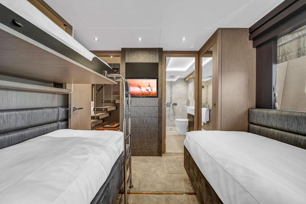 2021 Sunseeker 86 Yacht en venta (photo 44)