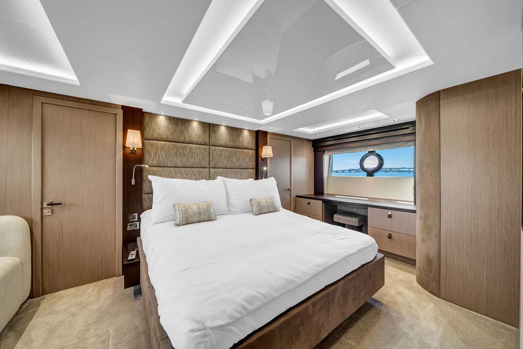 2021 Sunseeker 86 Yacht en venta (photo 49)