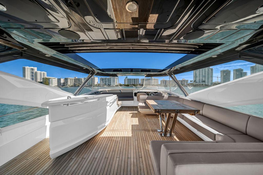 2021 Sunseeker 86 Yacht en venta (photo 69)