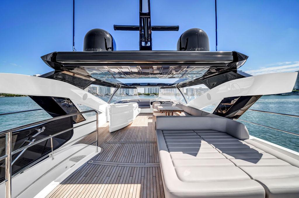 2021 Sunseeker 86 Yacht en venta (photo 73)