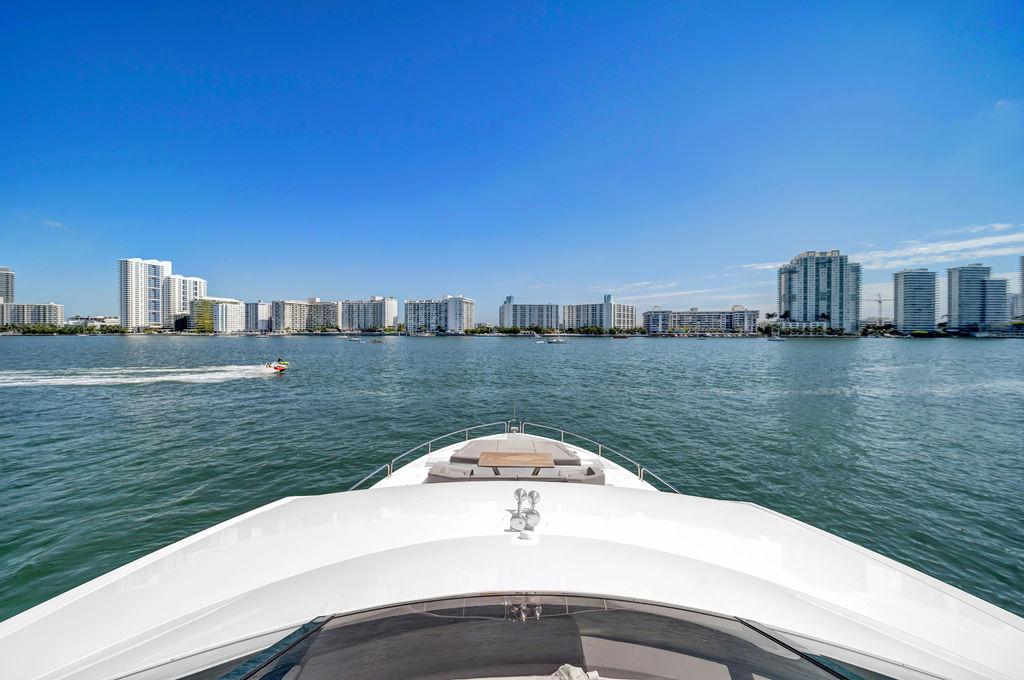 2021 Sunseeker 86 Yacht en venta (photo 77)